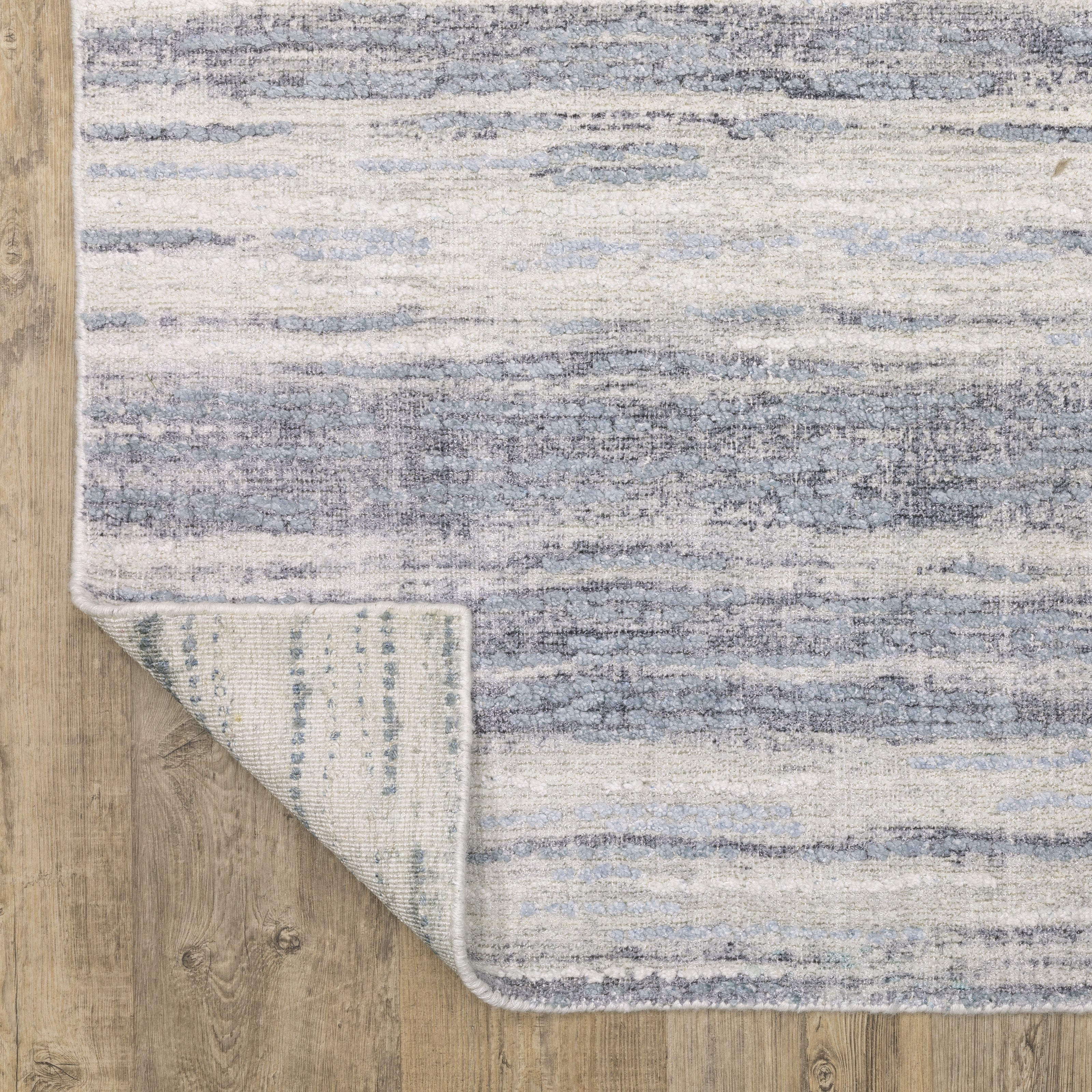 Oriental Weavers Clarke CLA04 Ivory/Blue Area Rug