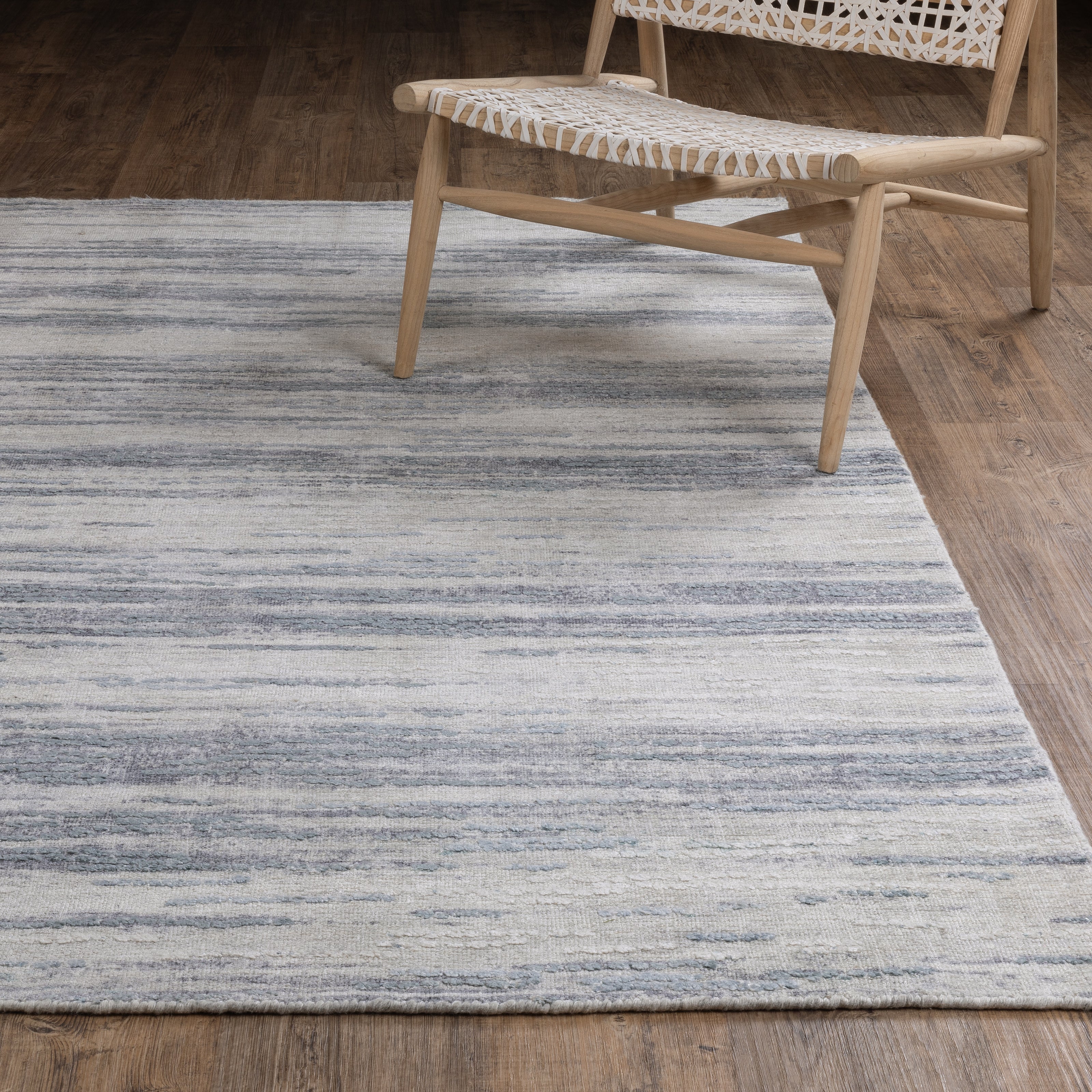 Oriental Weavers Clarke CLA04 Ivory/Blue Area Rug