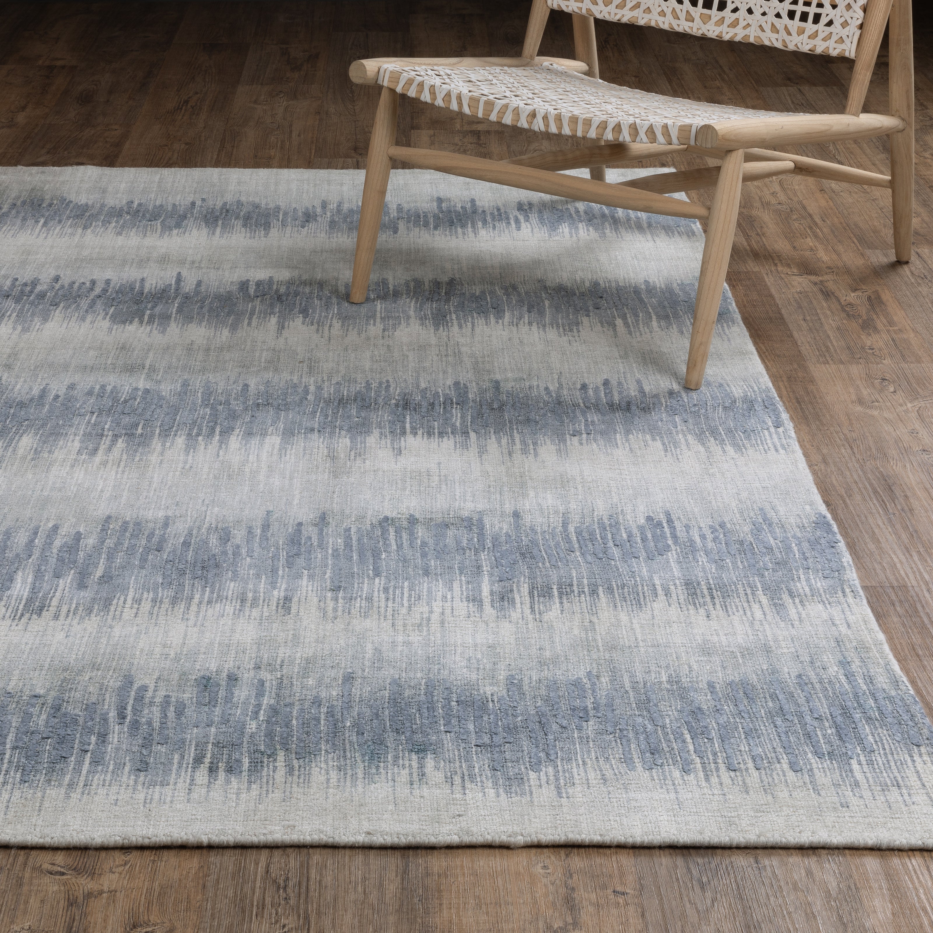Oriental Weavers Clarke CLA06 Blue/Ivory Area Rug