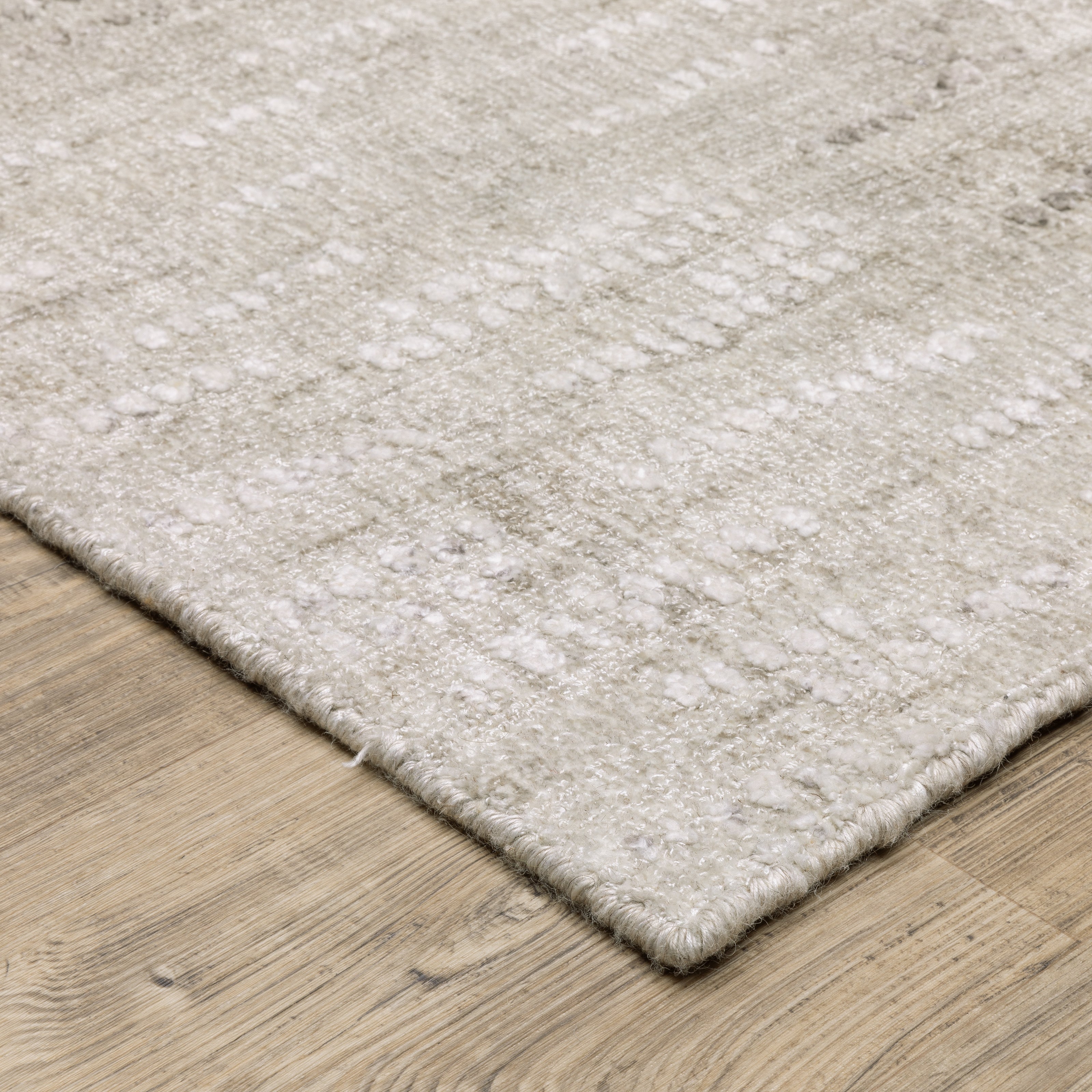 Oriental Weavers Clarke CLA08 Beige/Brown Area Rug