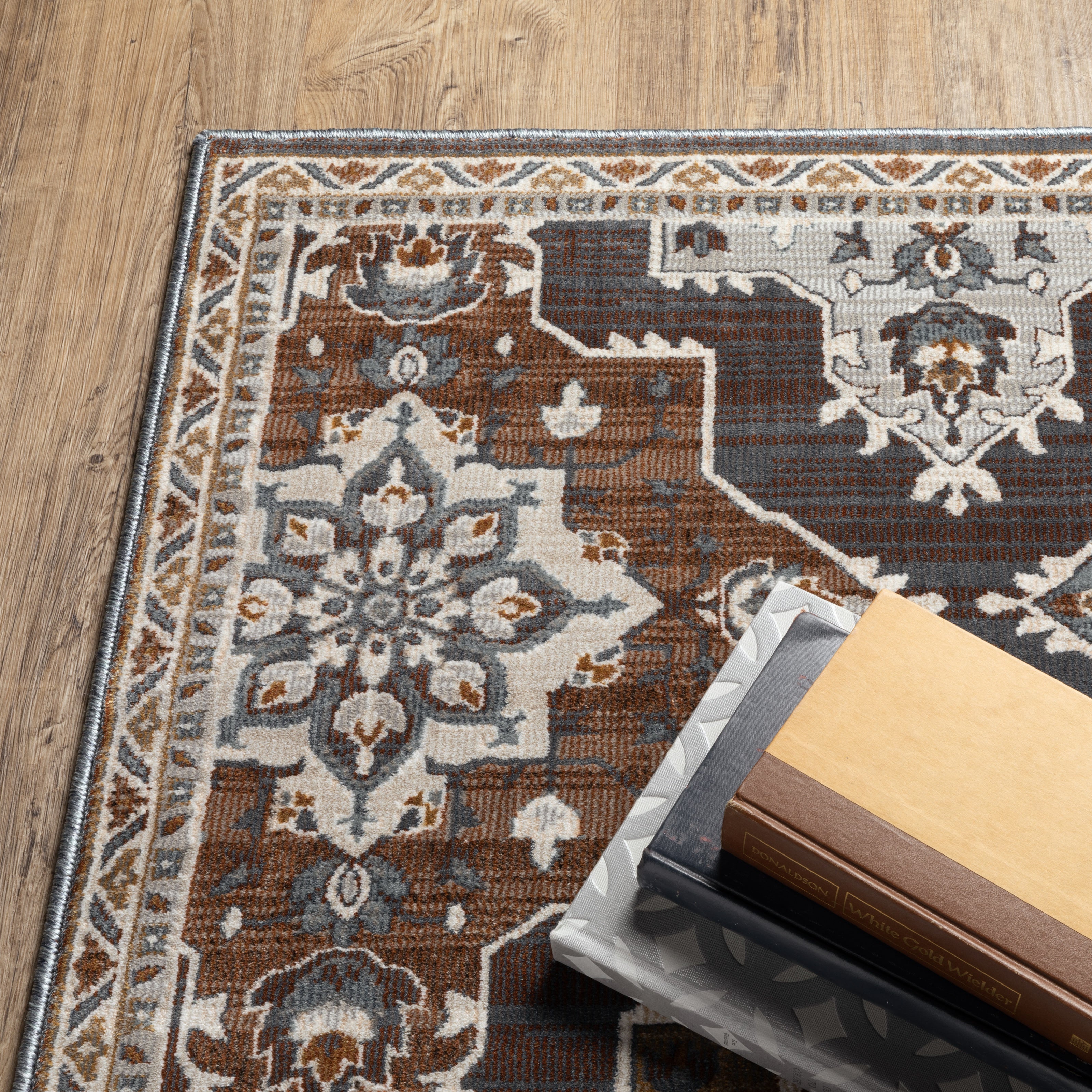 Oriental Weavers Ellington ELL07 Blue/Rust Area Rug