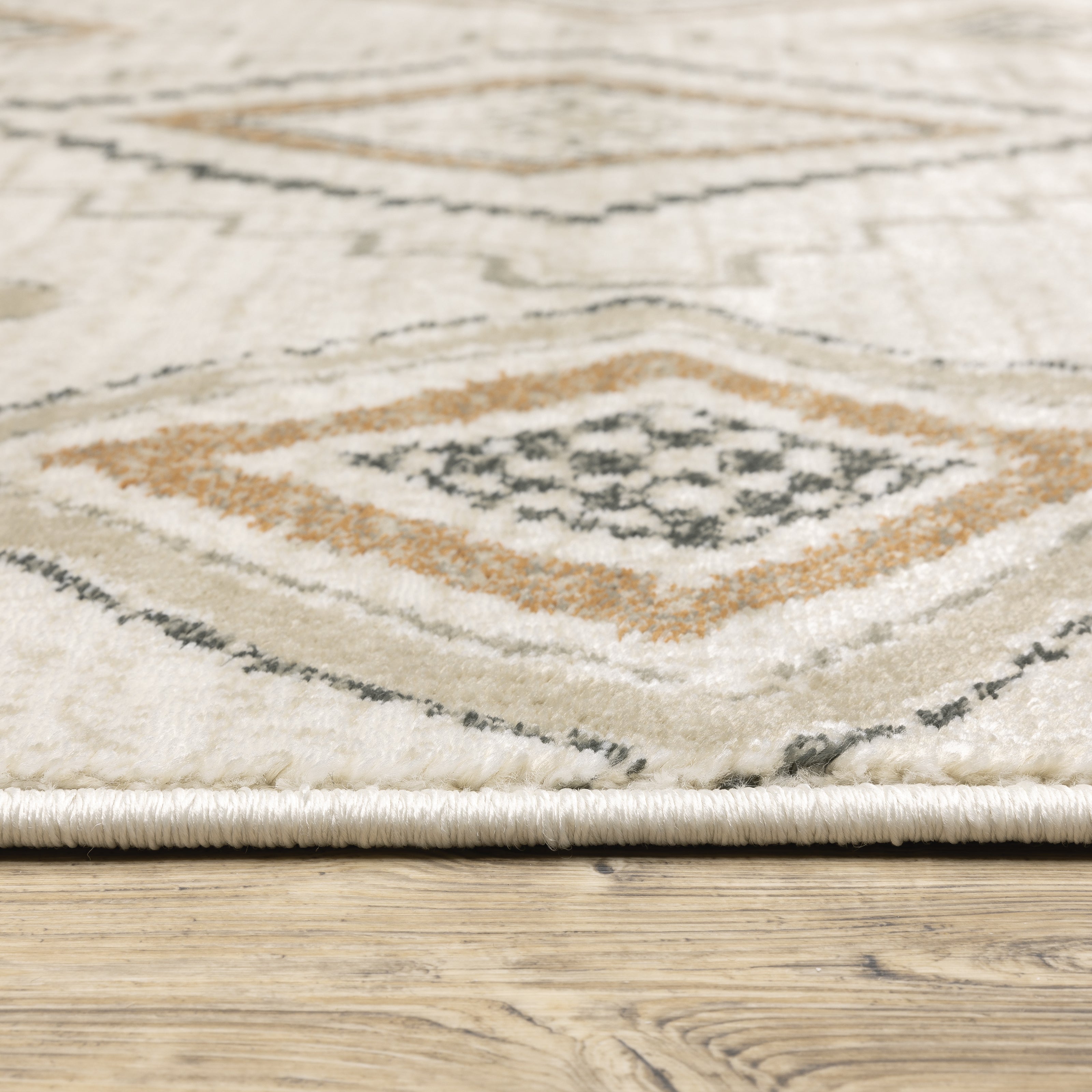 Oriental Weavers Georgia 660B Ivory/Orange Area Rug