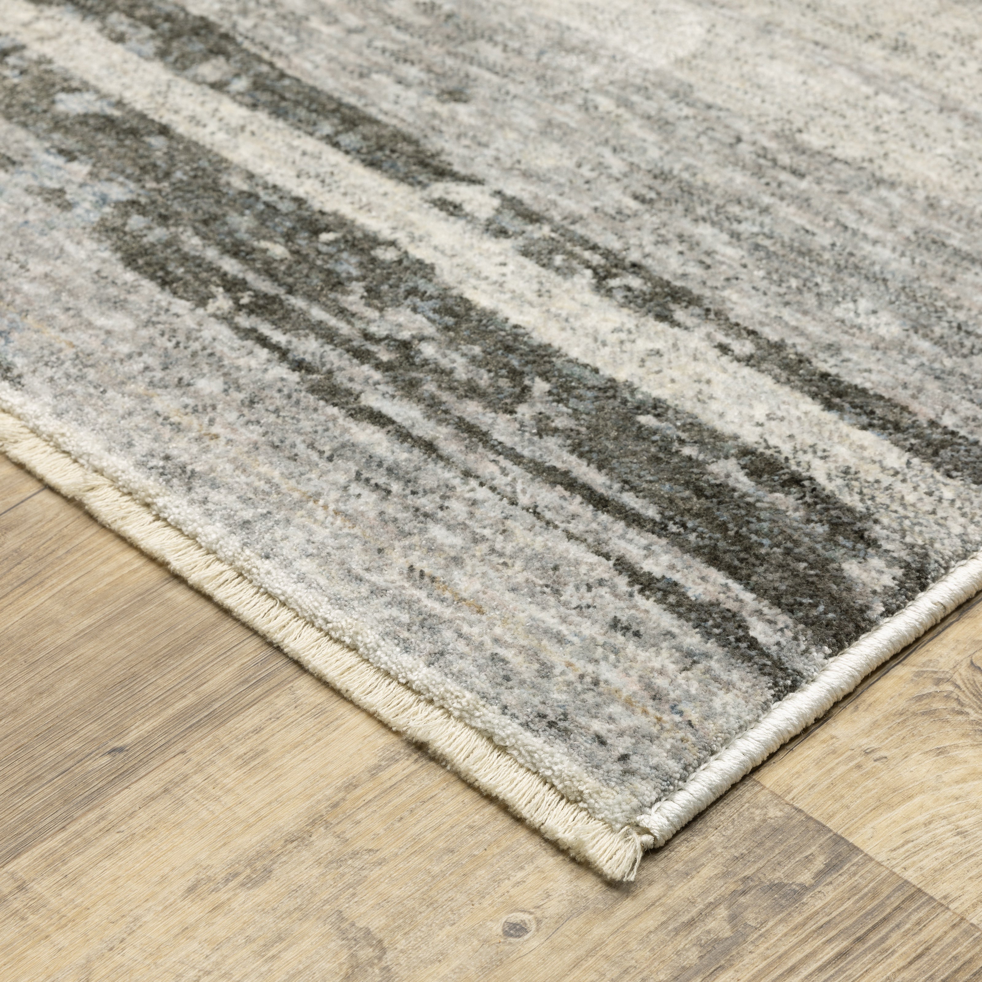 Oriental Weavers Hayden HAY07 Grey/Beige Area Rug
