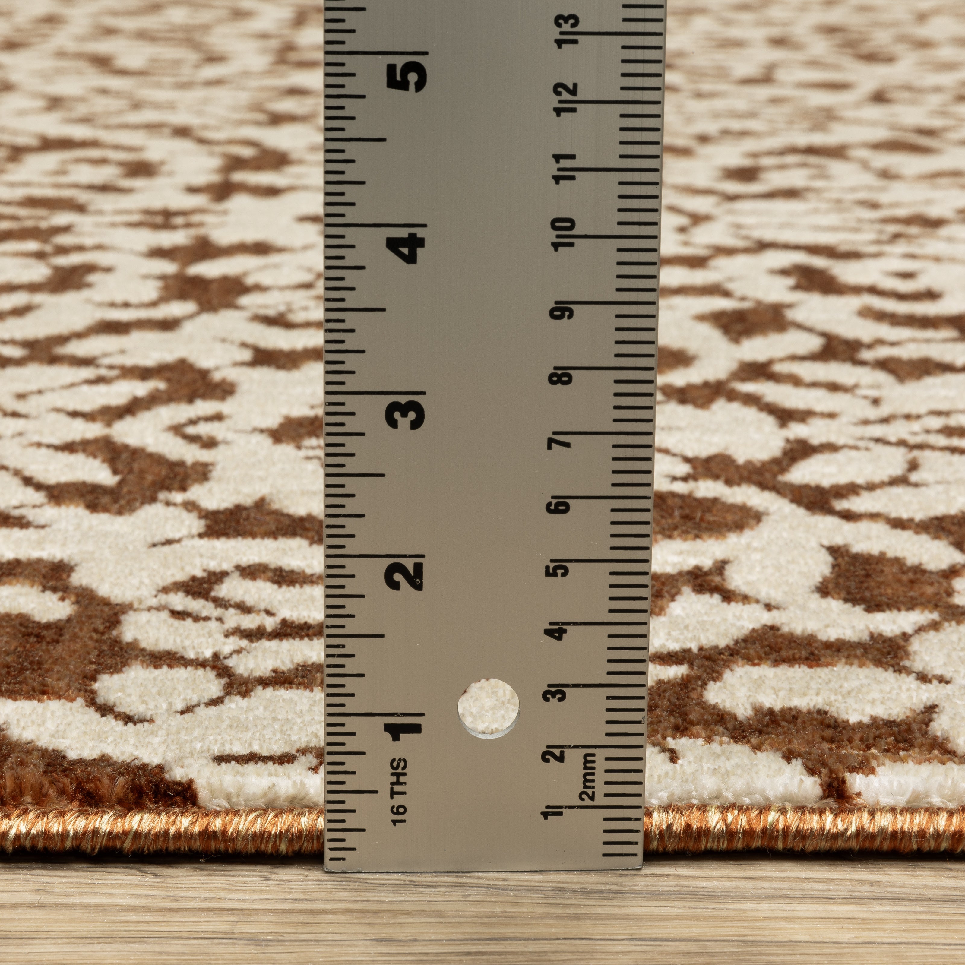 Oriental Weavers Intrigue INT02 Rust/Ivory Area Rug