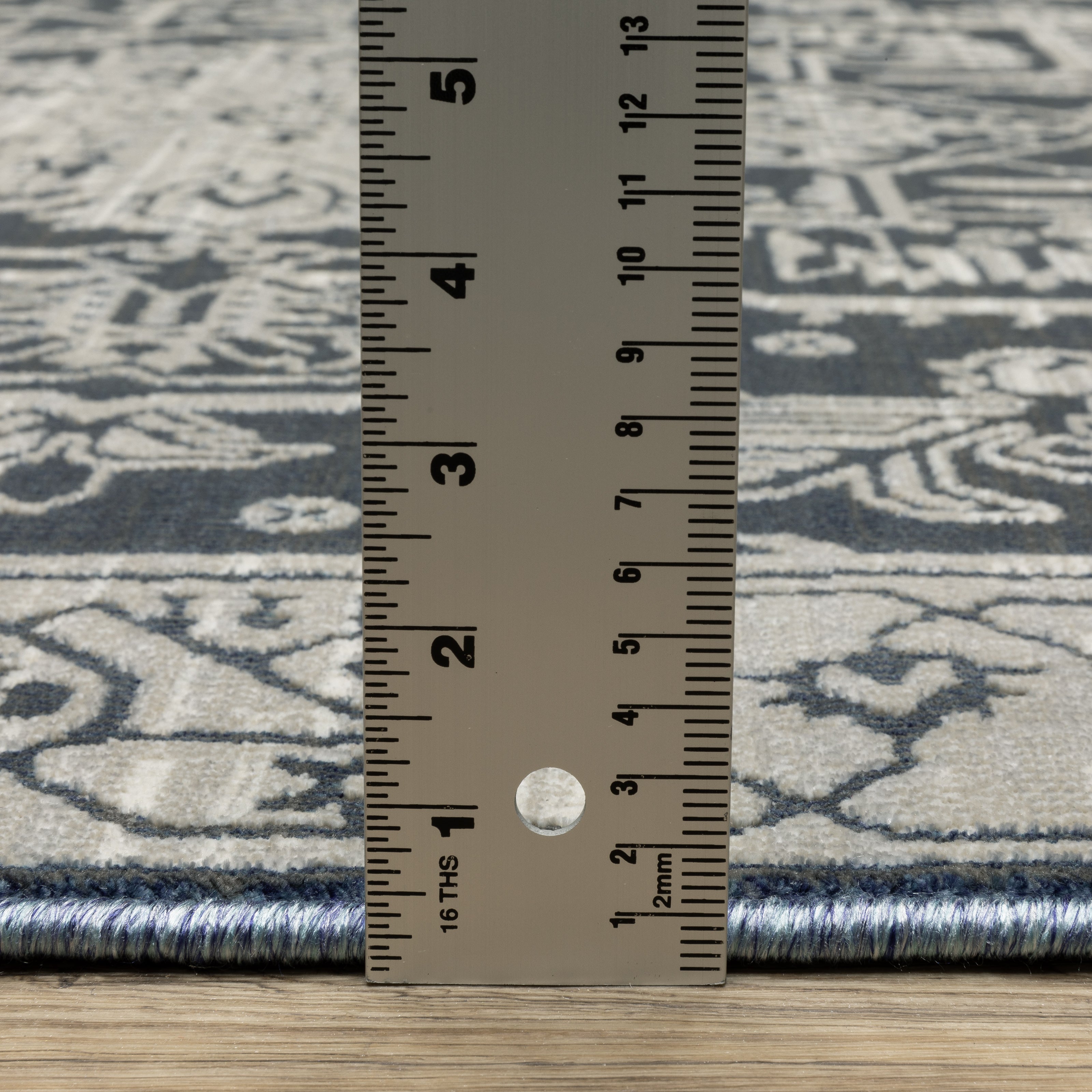 Oriental Weavers Intrigue INT07 Blue/Beige Area Rug