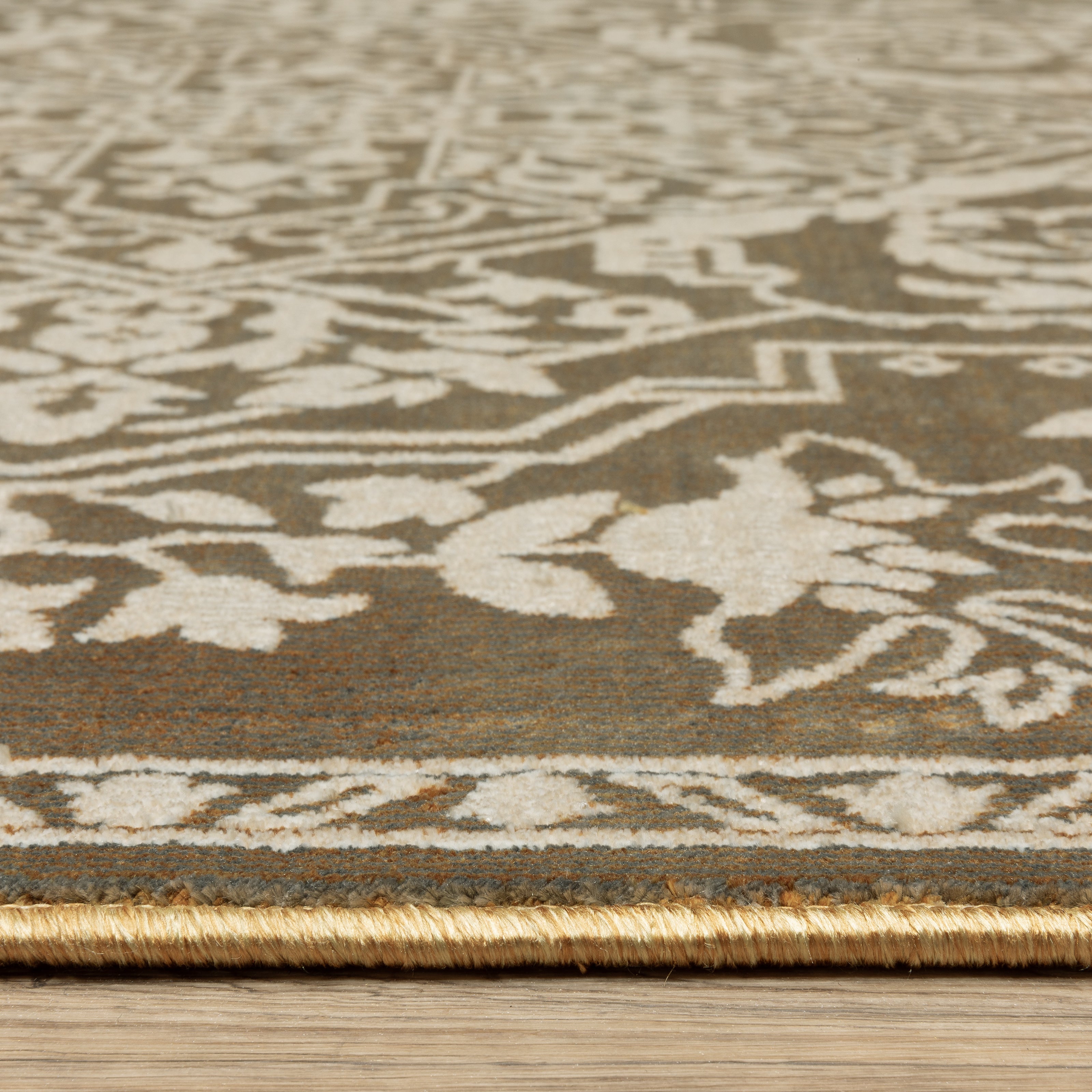 Oriental Weavers Intrigue INT11 Gold/Beige Area Rug