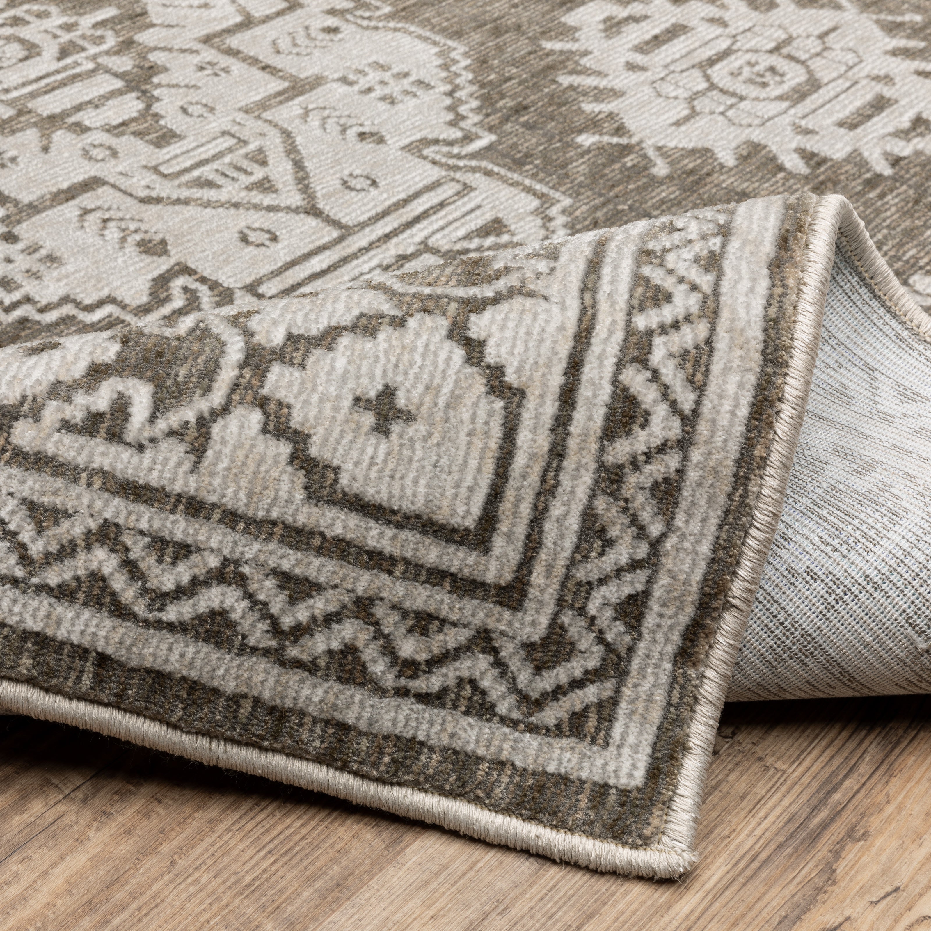 Oriental Weavers Intrigue INT12 Beige/Grey Area Rug