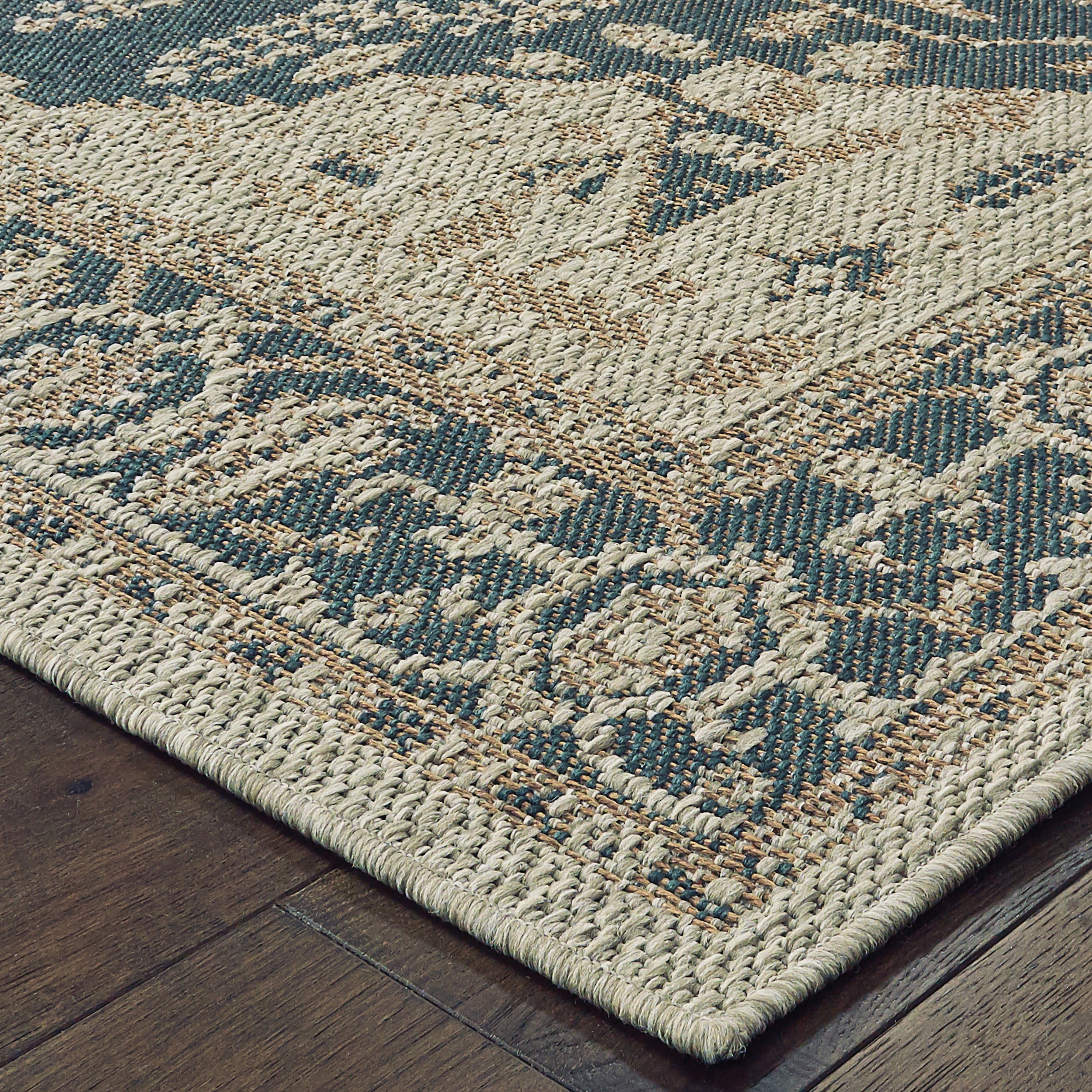 Oriental Weavers Latitude 1J Grey/Gold Area Rug