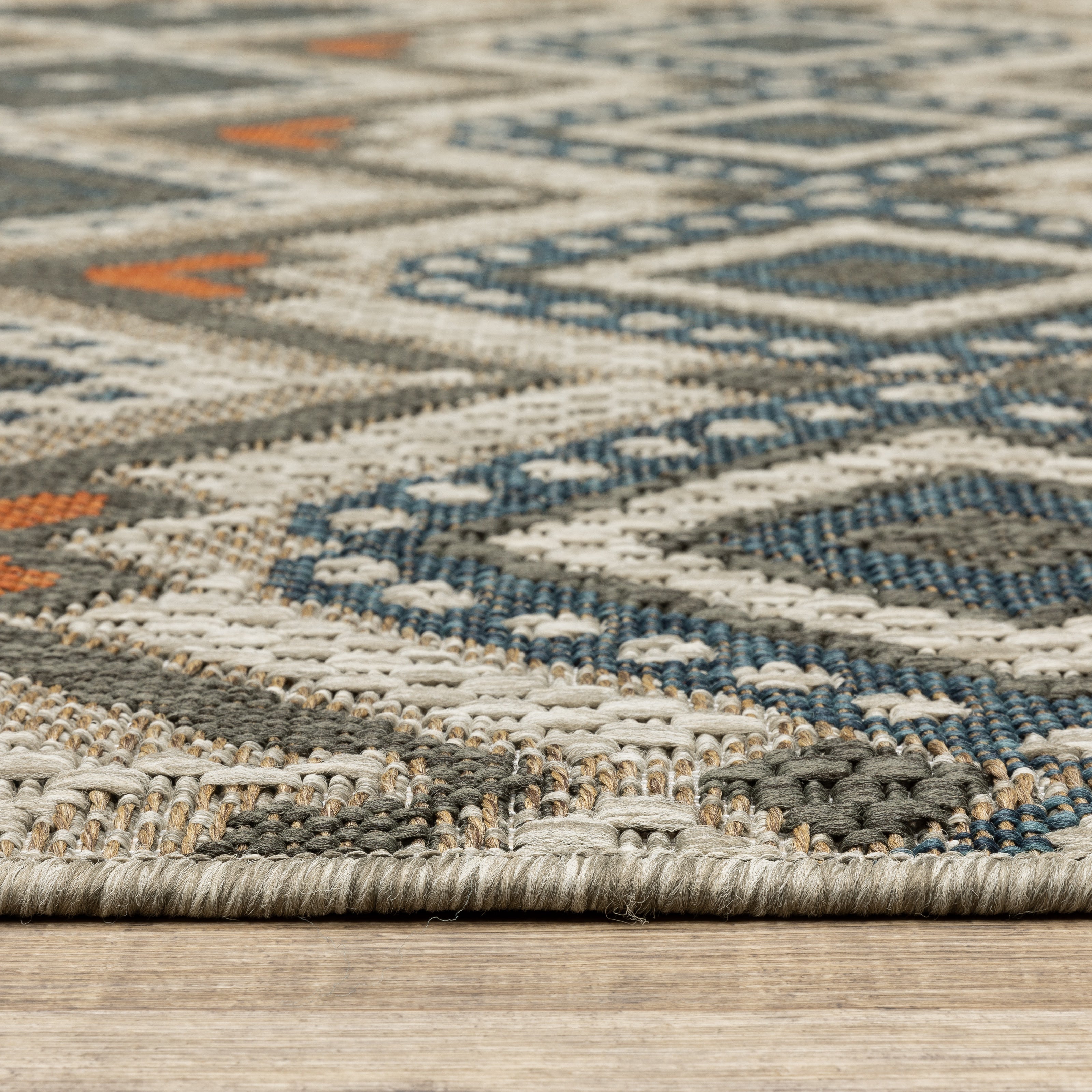 Oriental Weavers Latitude 2X Grey/Orange Area Rug