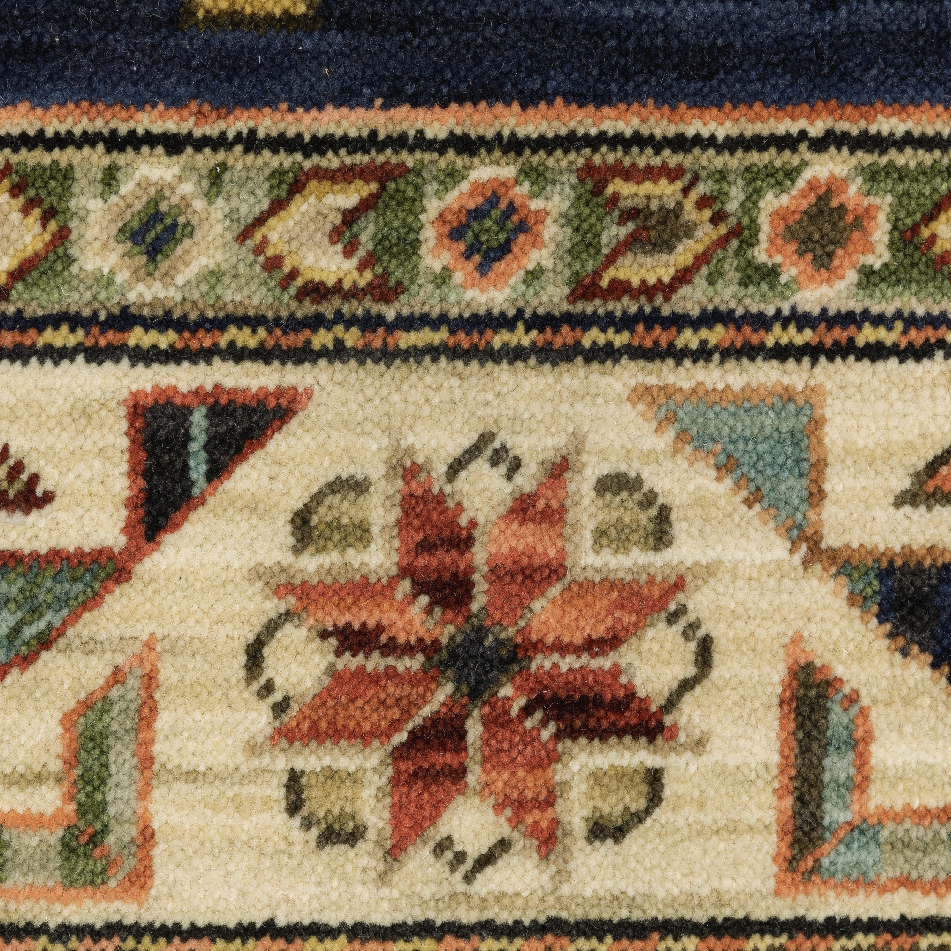 Oriental Weavers Lilihan 532B Navy/Multi Area Rug