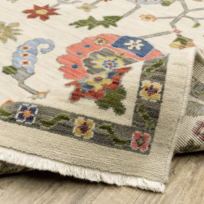 Oriental Weavers Lucca 5506W Ivory/Multi Area Rug