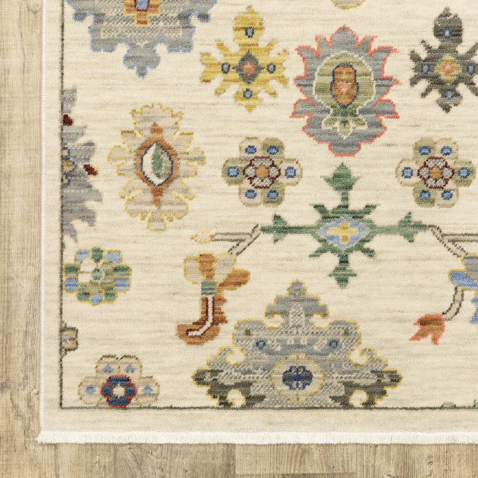 Oriental Weavers Lucca 5507W Ivory/Multi Area Rug