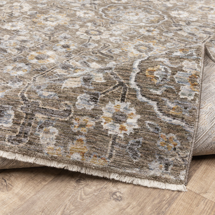Oriental Weavers Maharaja 532D Grey/Gold Area Rug
