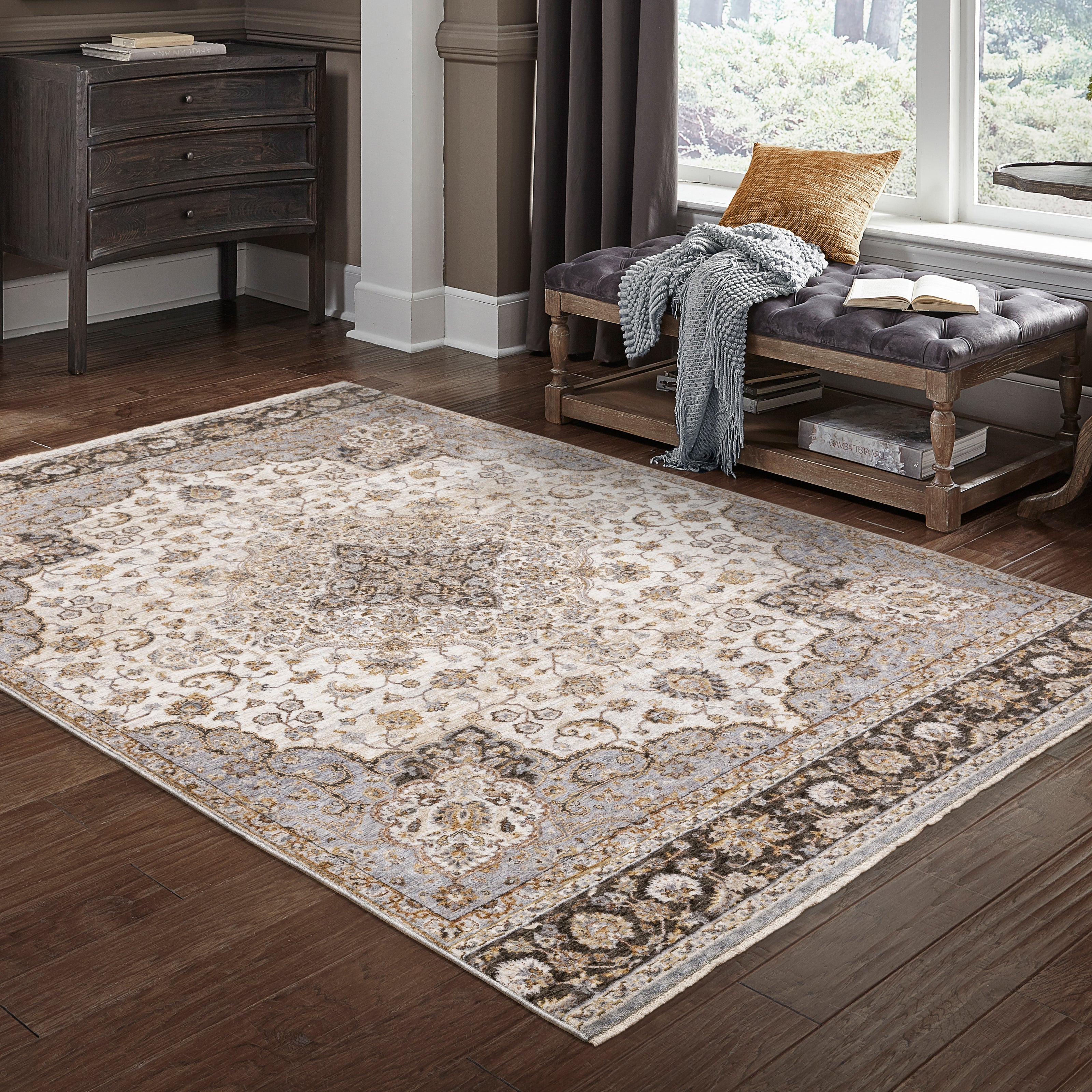 Oriental Weavers Maharaja 660J Ivory/Blue Area Rug