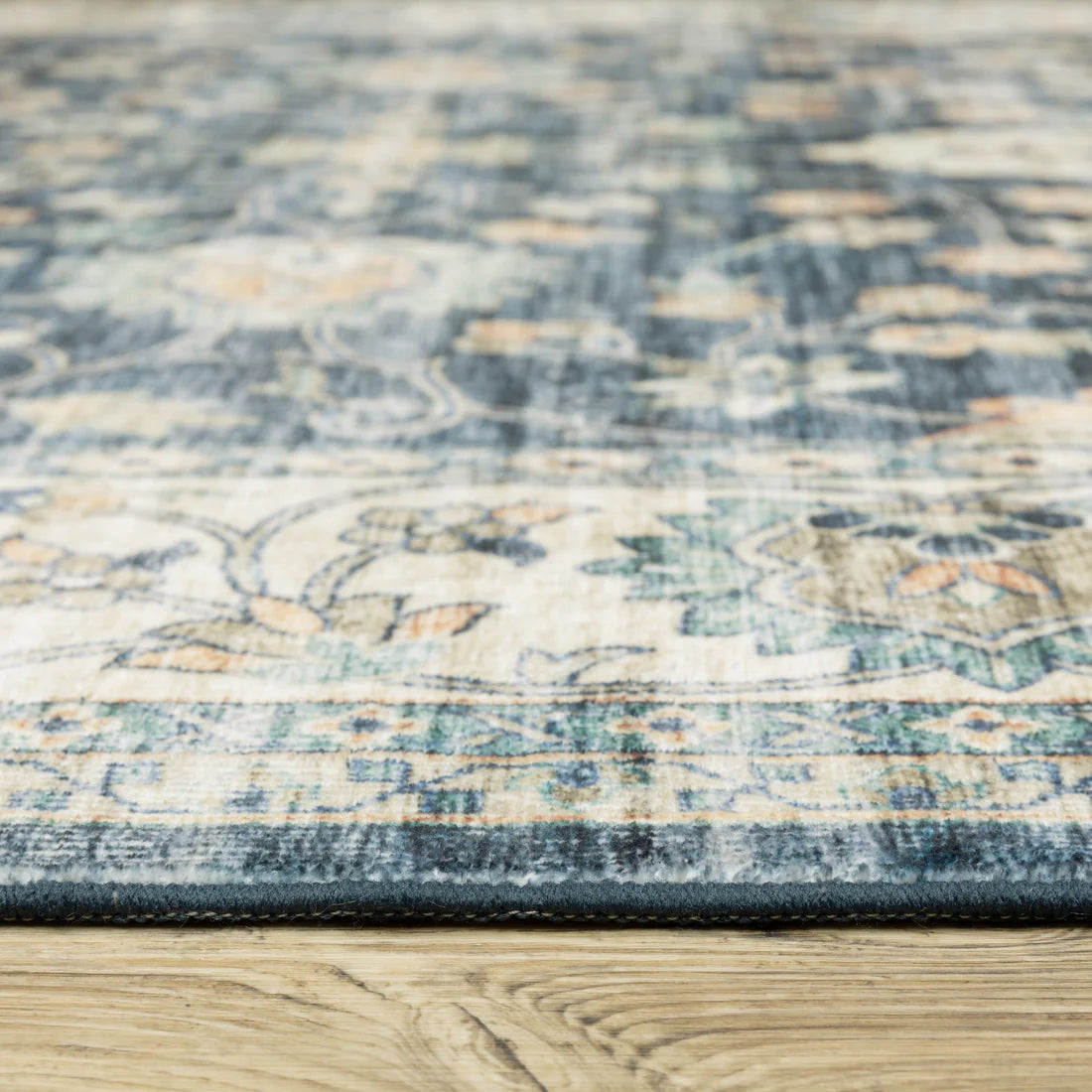 Oriental Weavers Sumter SUM02 Blue/Ivory Area Rug