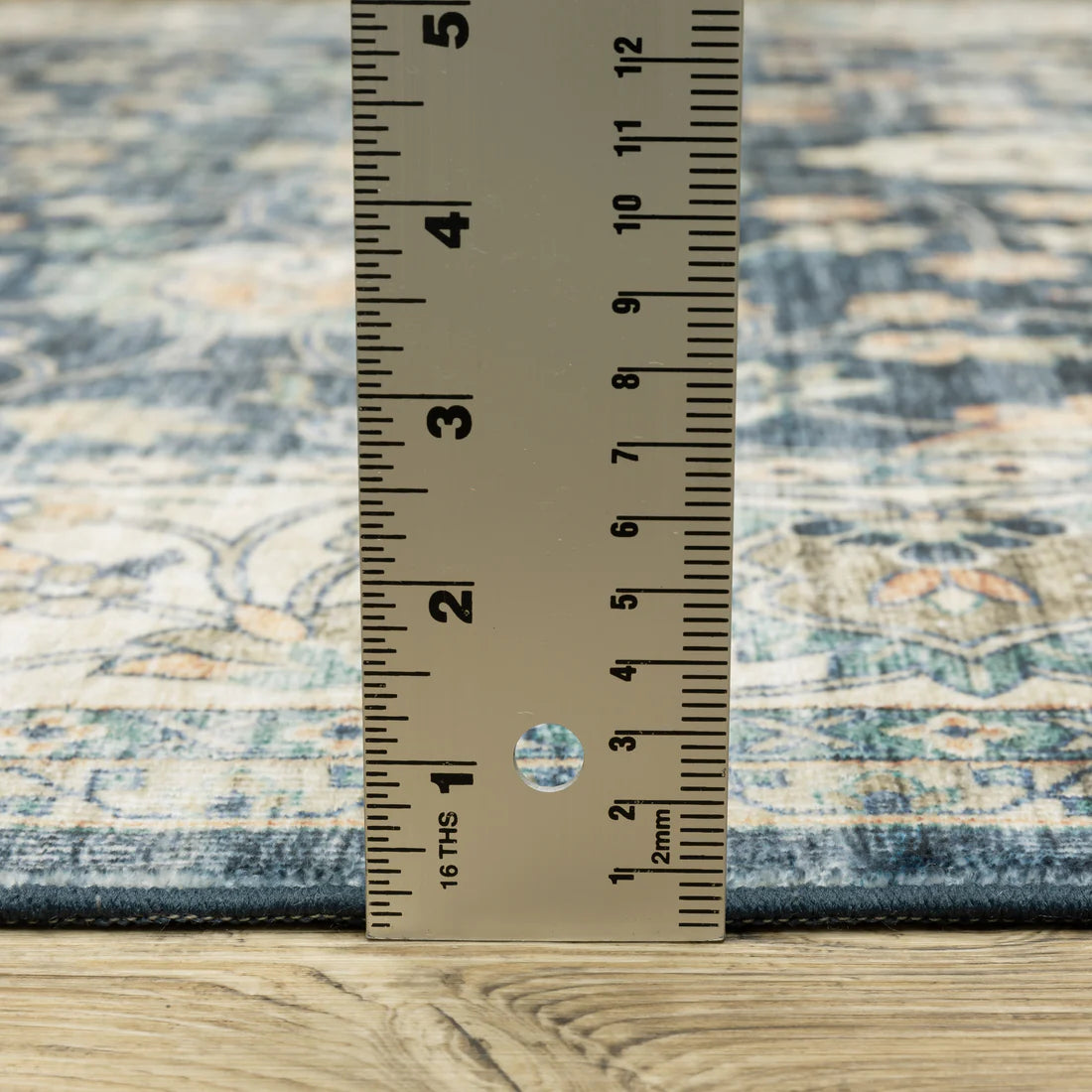 Oriental Weavers Sumter SUM02 Blue/Ivory Area Rug