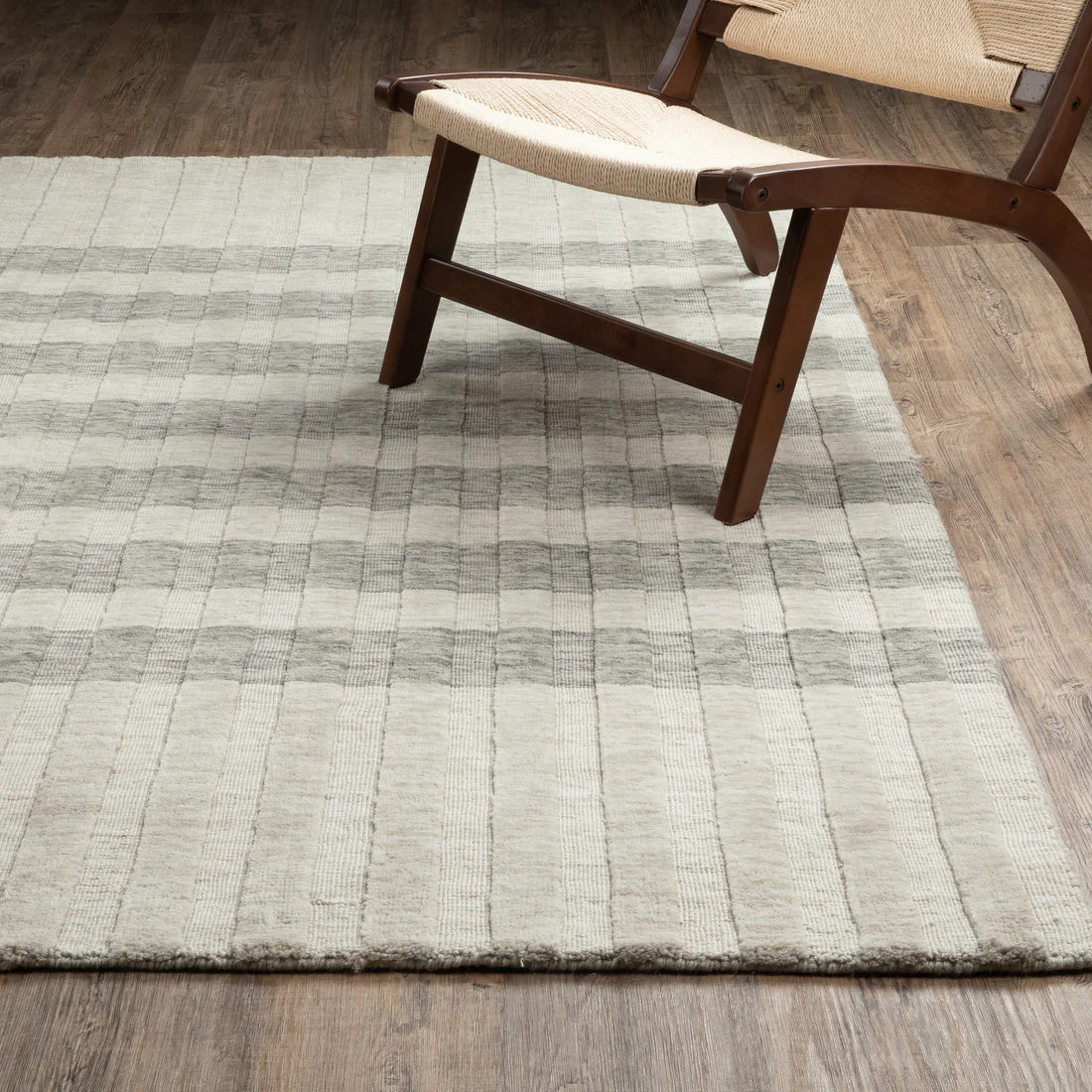 Oriental Weavers Thatcher THA01 Beige/Grey Area Rug