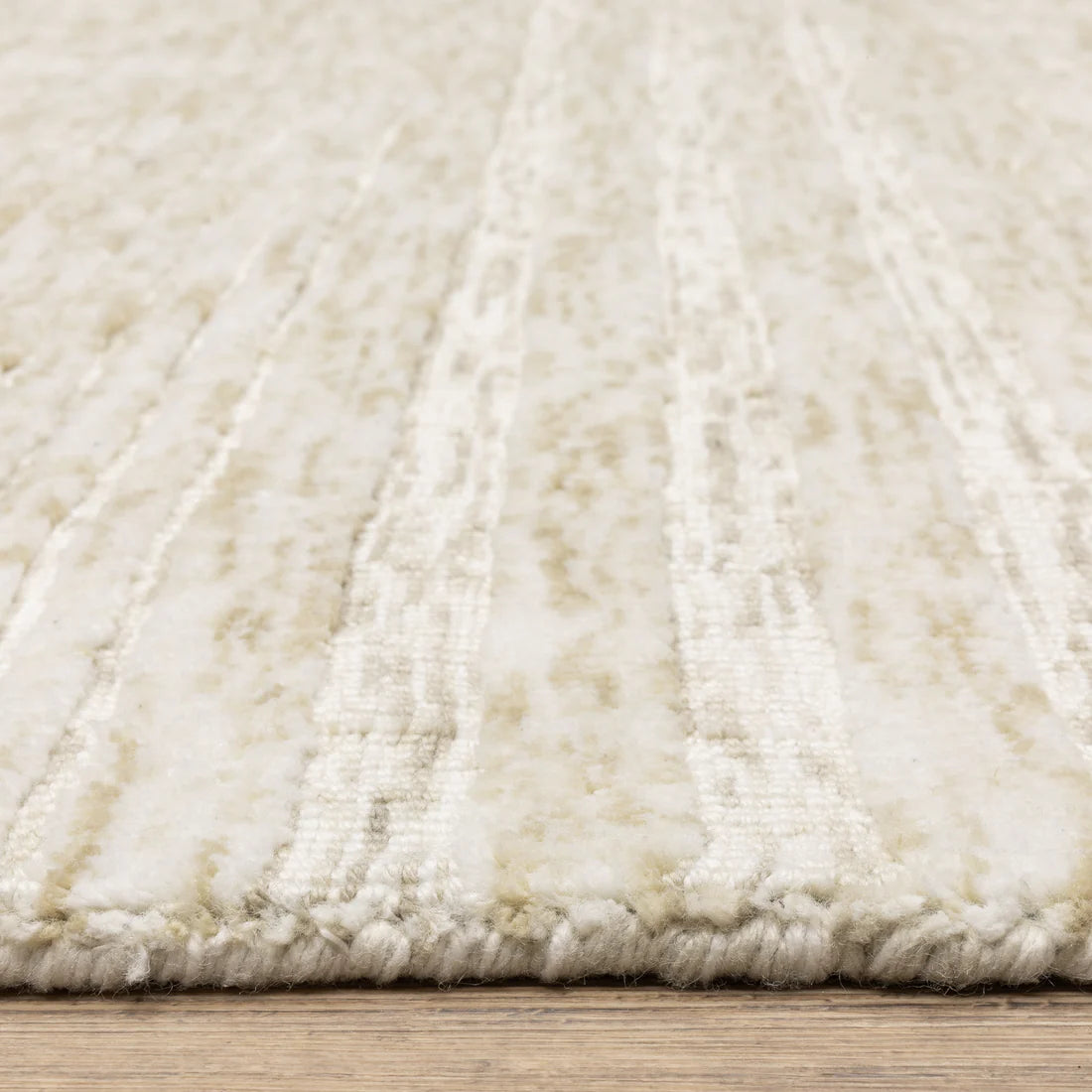 Oriental Weavers Thatcher THA03 Beige/Beige Area Rug