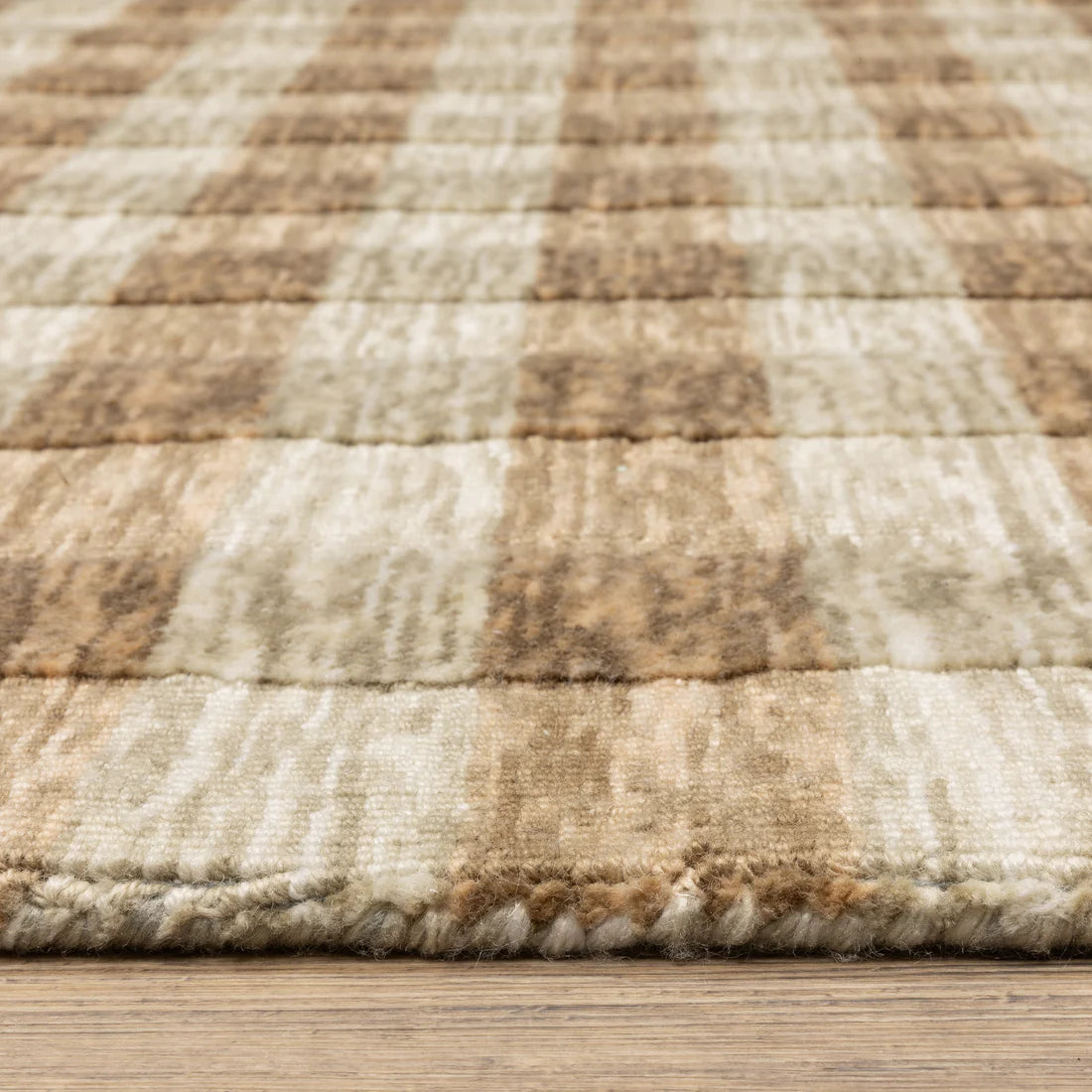 Oriental Weavers Thatcher THA04 Beige/Rust Area Rug