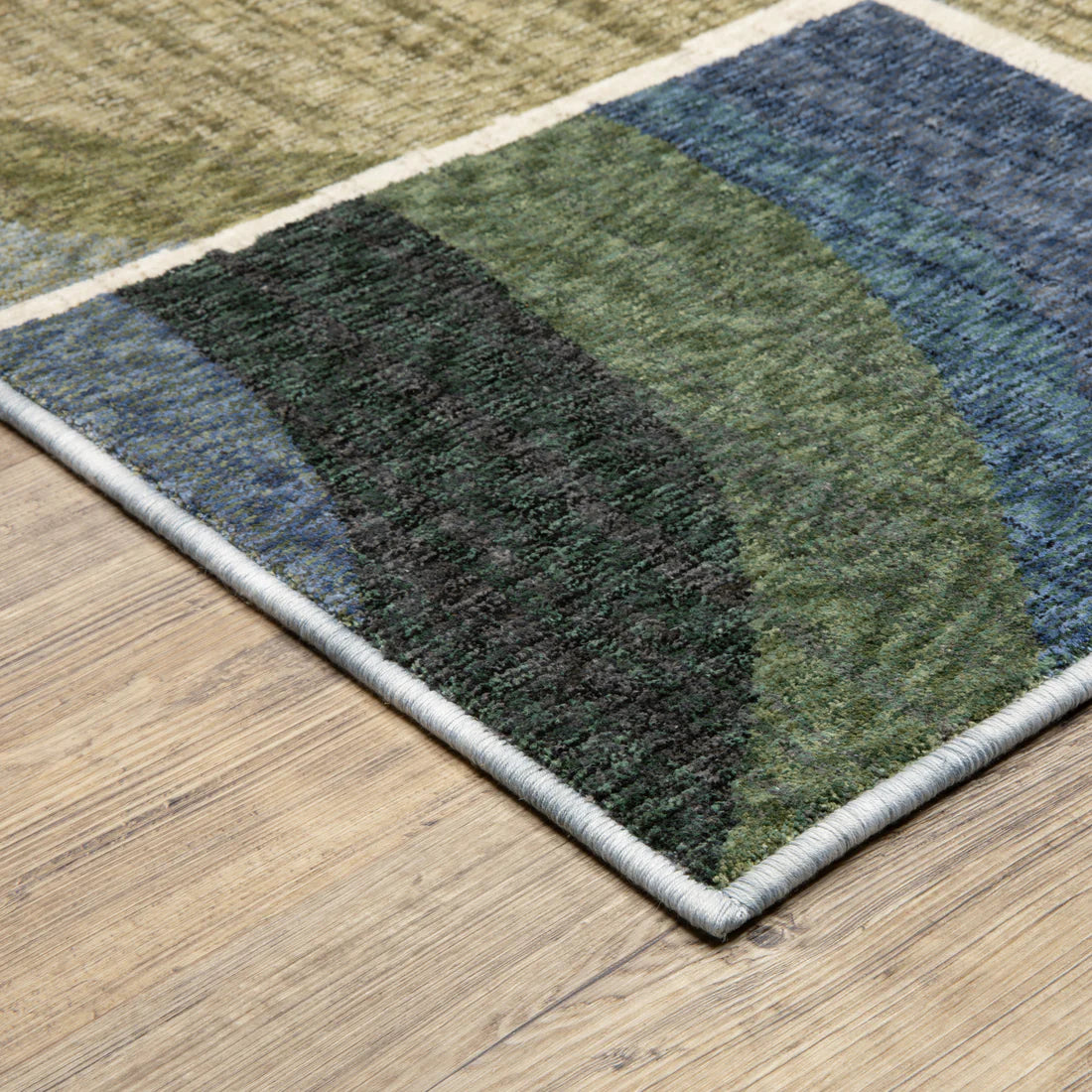 Oriental Weavers Tisdell TIS06 Blue/Green Area Rug