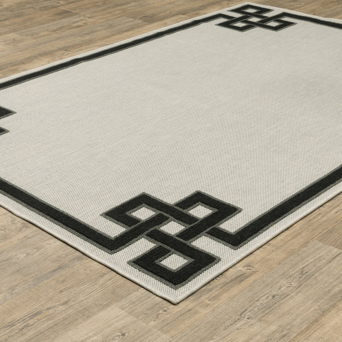 Oriental Weavers Torrey 1530I Beige/Black Area Rug