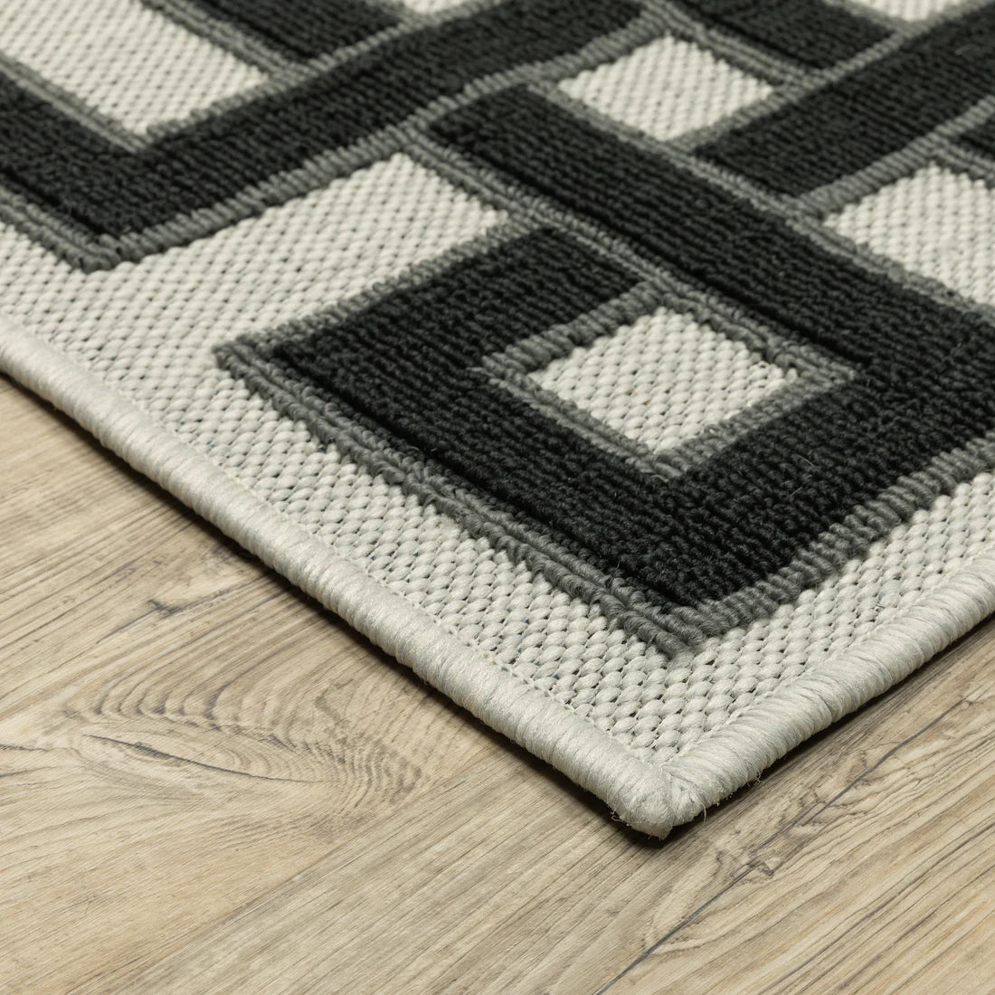 Oriental Weavers Torrey 1530I Beige/Black Area Rug