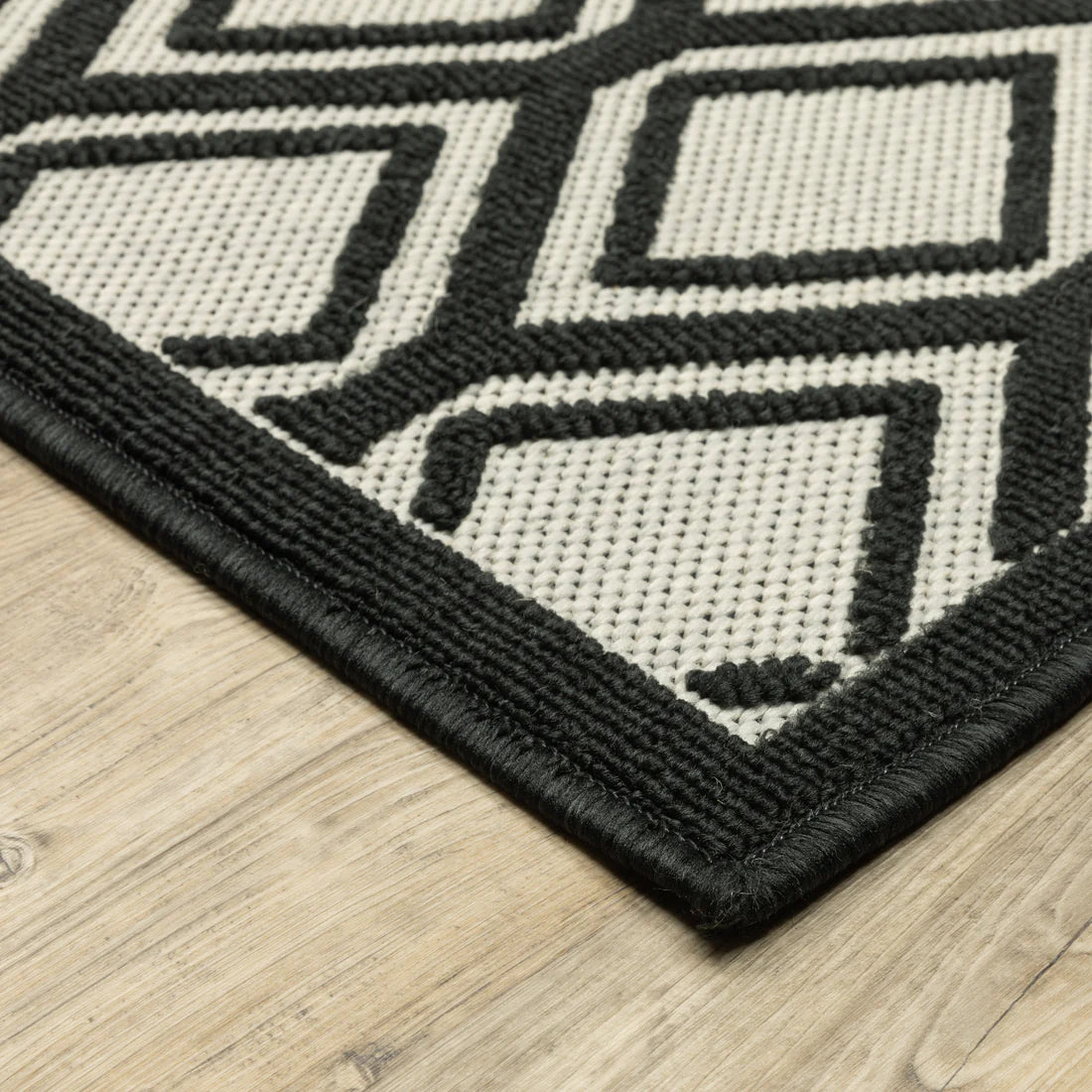 Oriental Weavers Torrey 4151G Beige/Black Area Rug