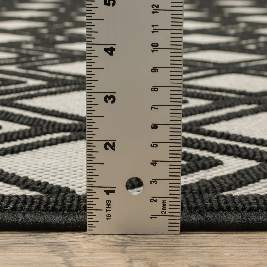 Oriental Weavers Torrey 4151G Beige/Black Area Rug