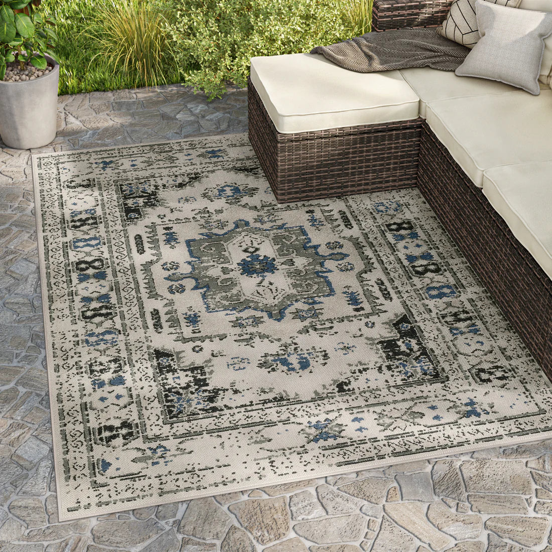 Oriental Weavers Torrey 5561H Beige/Grey Area Rug