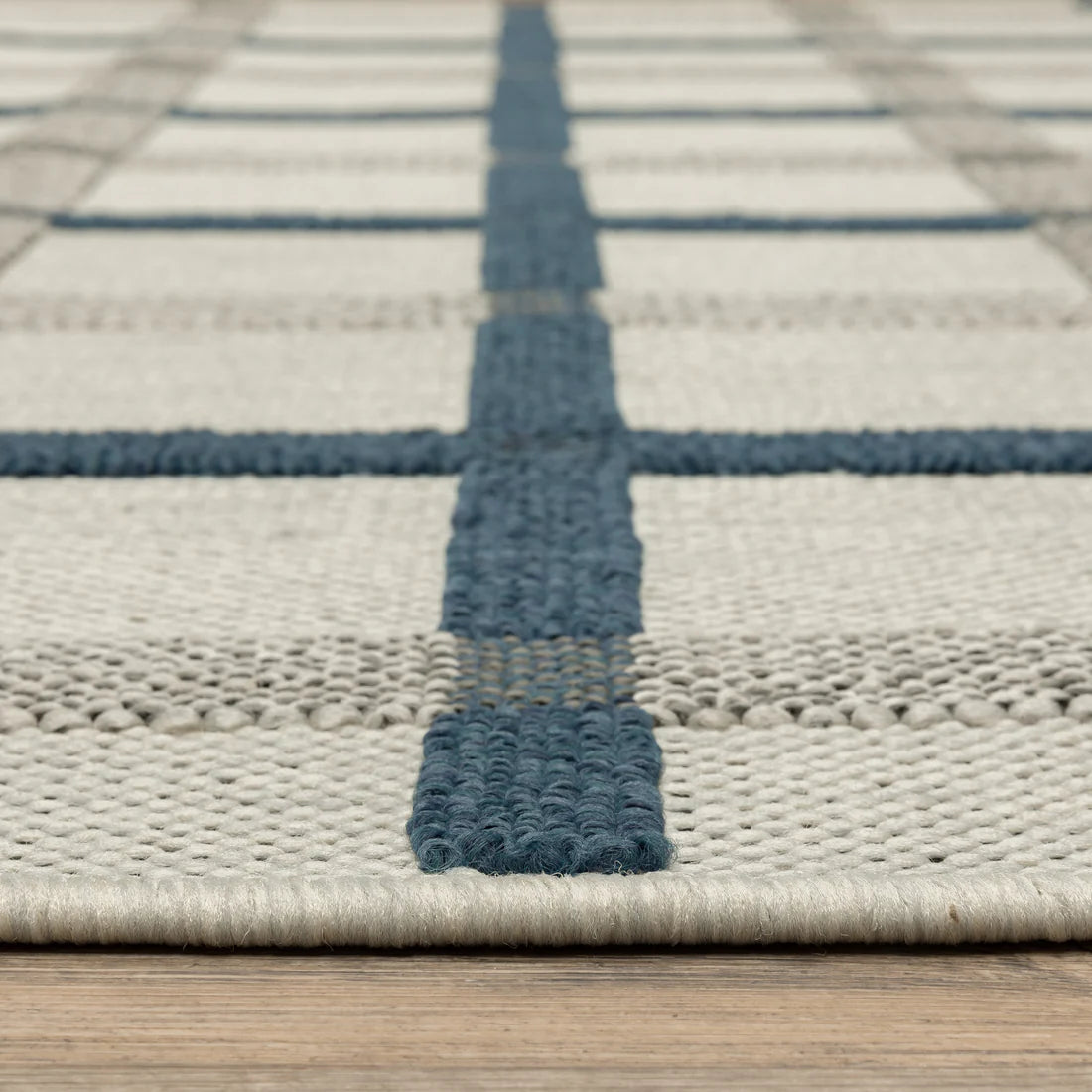 Oriental Weavers Torrey 7150H Beige/Blue Area Rug