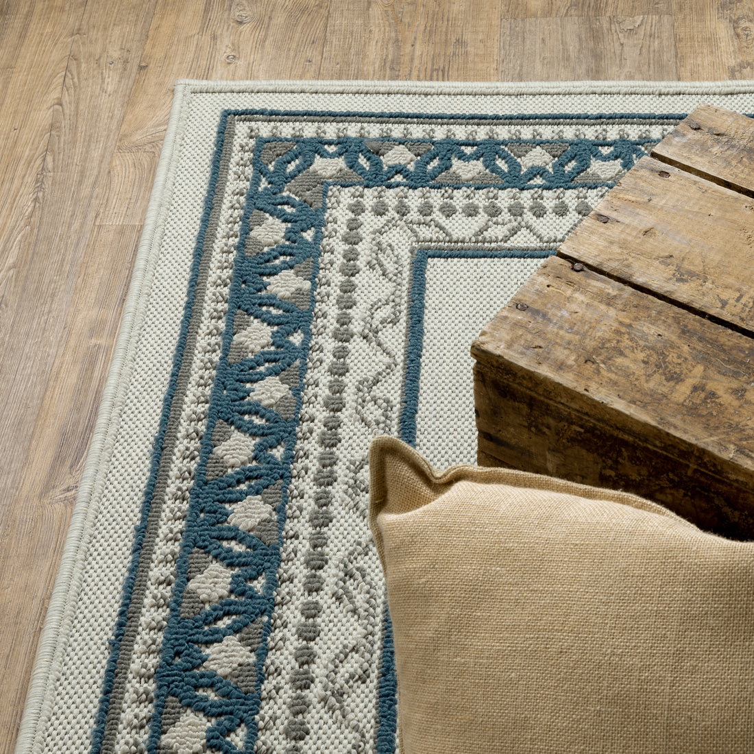 Oriental Weavers Torrey 8020W Beige/Blue Area Rug