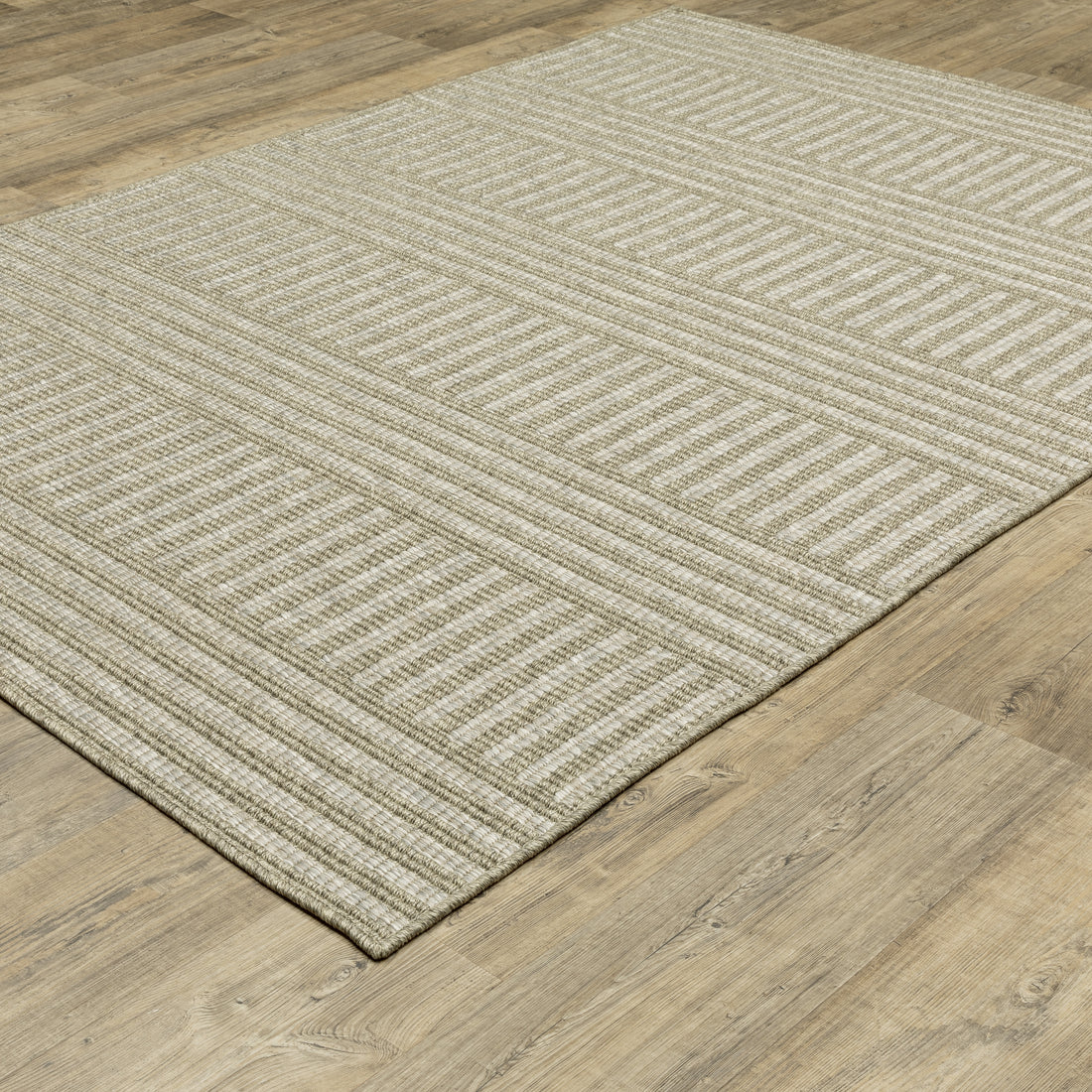 Oriental Weavers Tortuga TR02A Beige/Black Area Rug