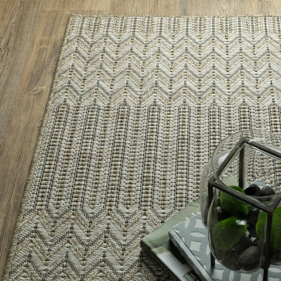 Oriental Weavers Tortuga TR09A Beige/Black Area Rug
