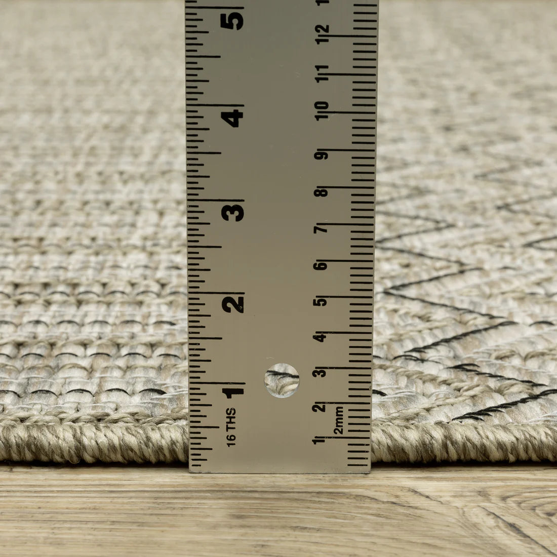 Oriental Weavers Tortuga TR09A Beige/Black Area Rug
