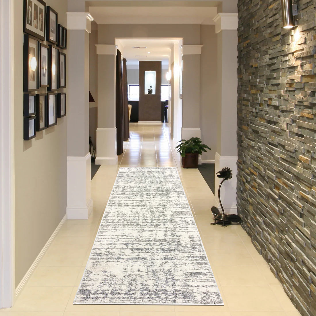 Oriental Weavers Verona 1803H Ivory/Grey Area Rug