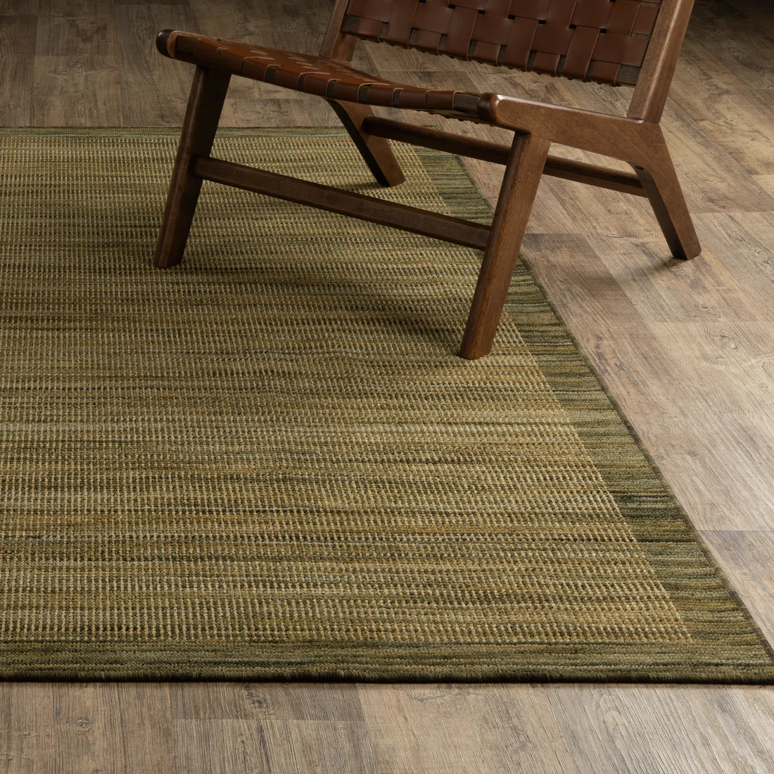 Oriental Weavers Warner WRN02 Green/Green Area Rug
