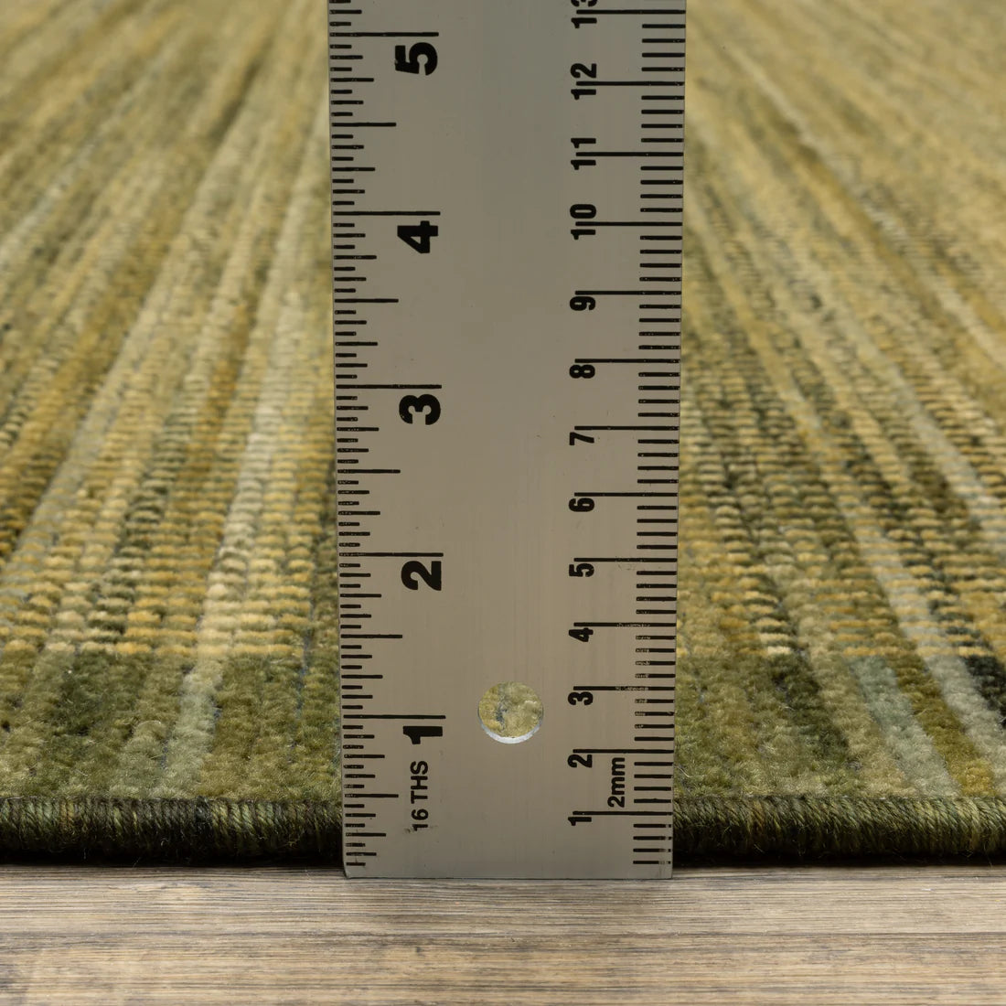 Oriental Weavers Warner WRN02 Green/Green Area Rug