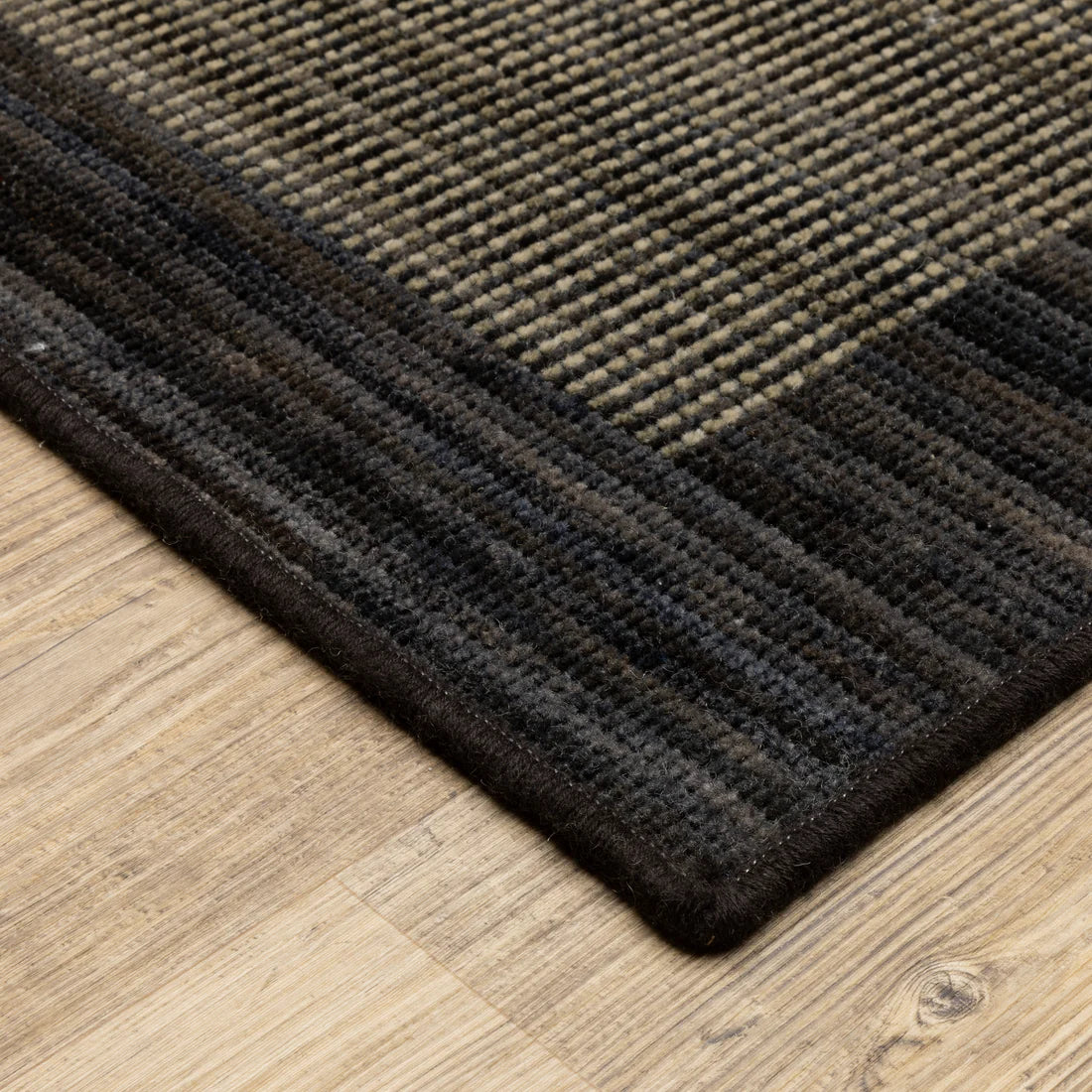Oriental Weavers Warner WRN06 Grey/Charcoal Area Rug