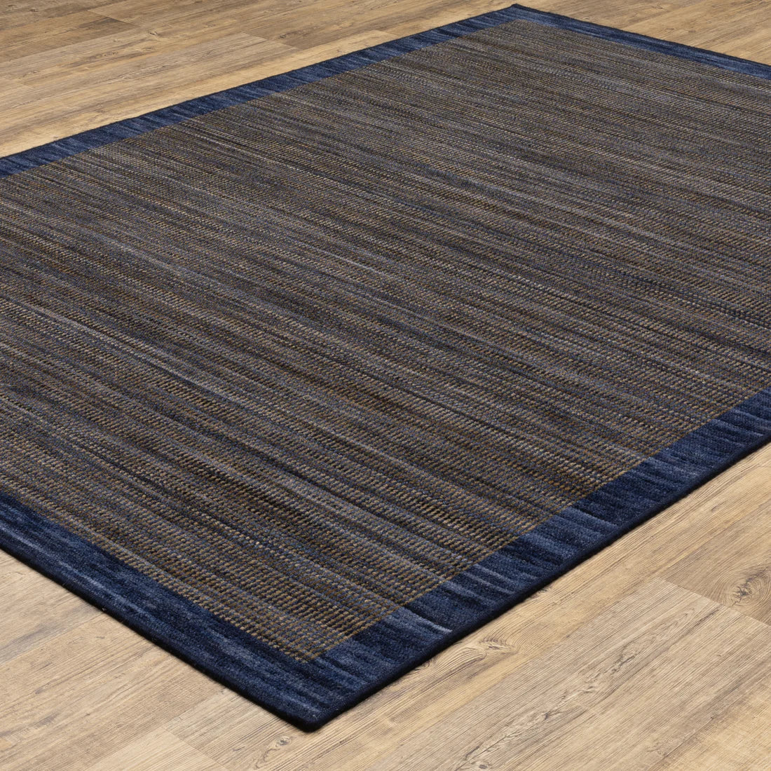 Oriental Weavers Warner WRN07 Blue/Blue Area Rug