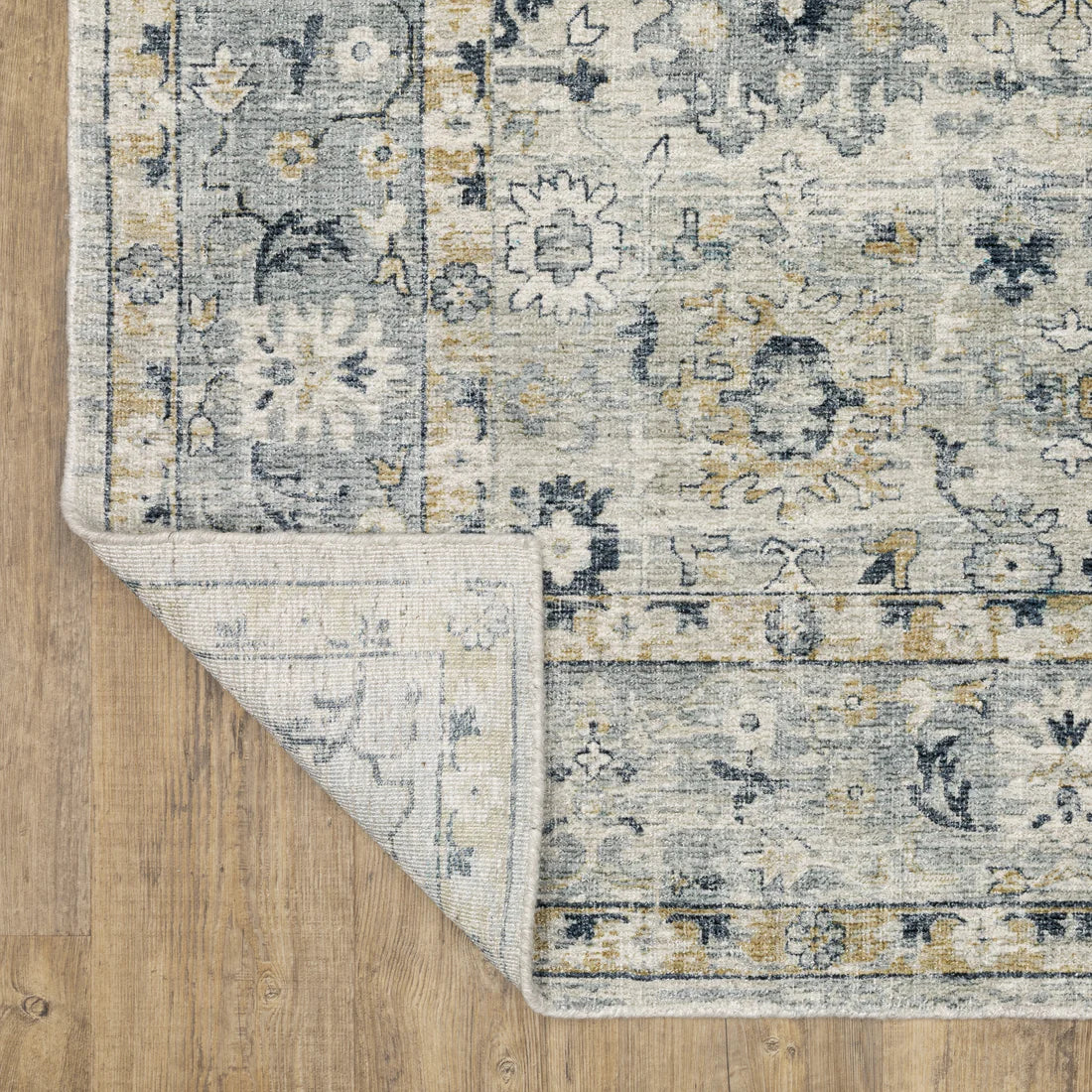 Oriental Weavers Windham WIN01 Ivory/Blue Area Rug