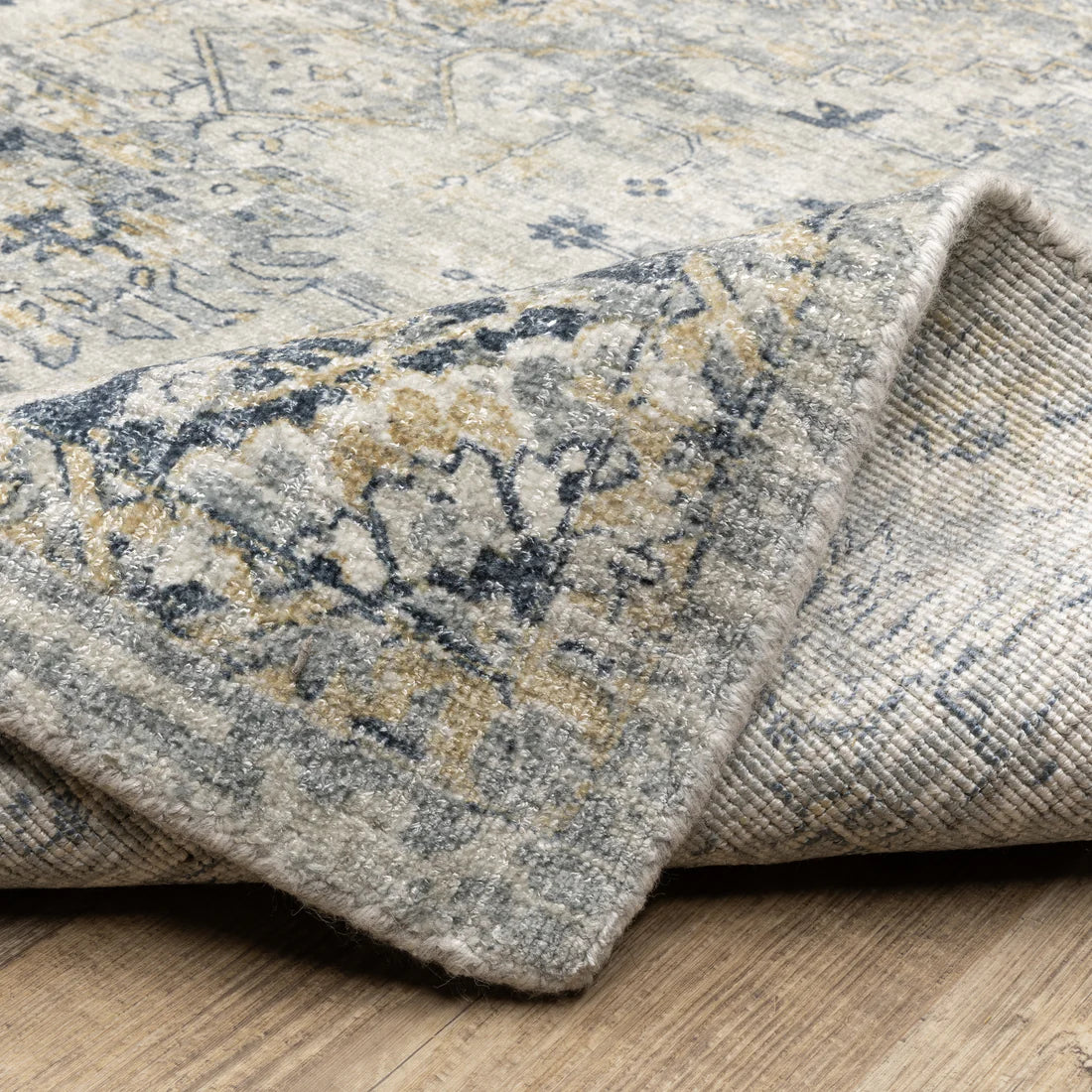 Oriental Weavers Windham WIN03 Ivory/Gold Area Rug