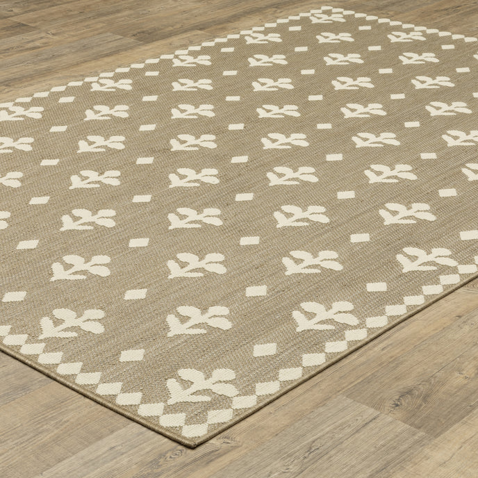 Oriental Weavers Zarina ZAR02 Beige/Ivory Area Rug