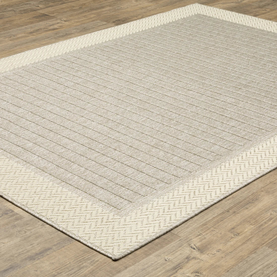Oriental Weavers Zarina ZAR05 Beige/Brown Area Rug