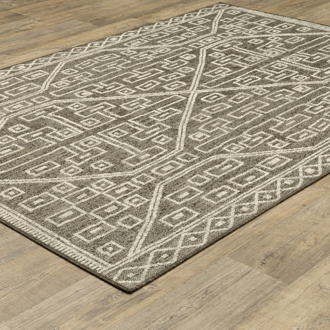 Oriental Weavers Zarina ZAR07 Brown/Beige Area Rug
