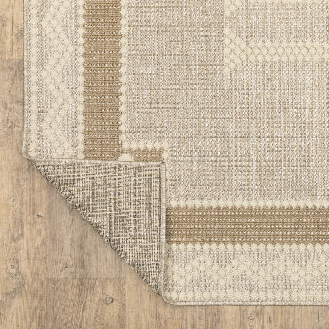 Oriental Weavers Zarina ZAR08 Beige/Brown Area Rug