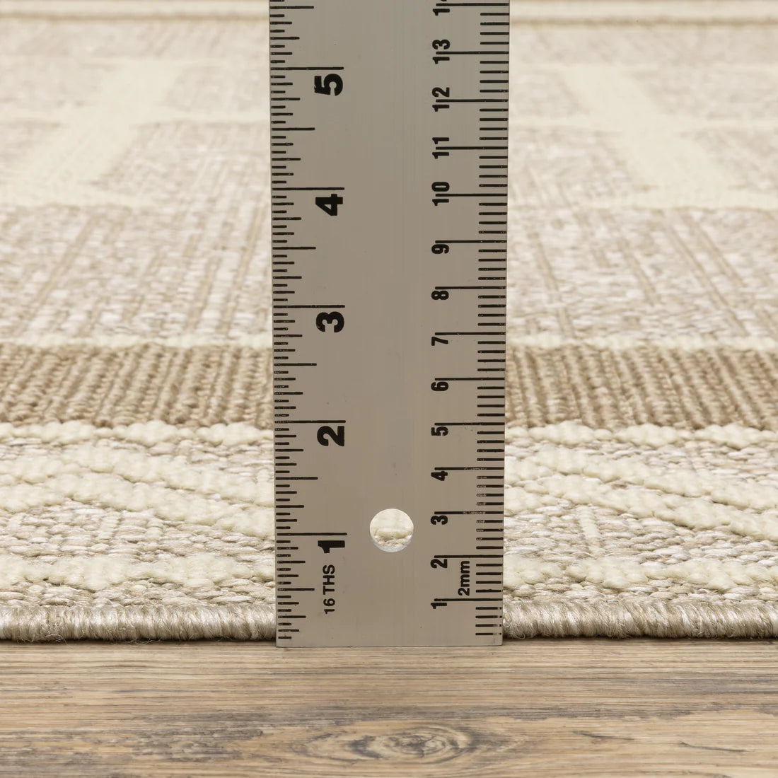 Oriental Weavers Zarina ZAR08 Beige/Brown Area Rug