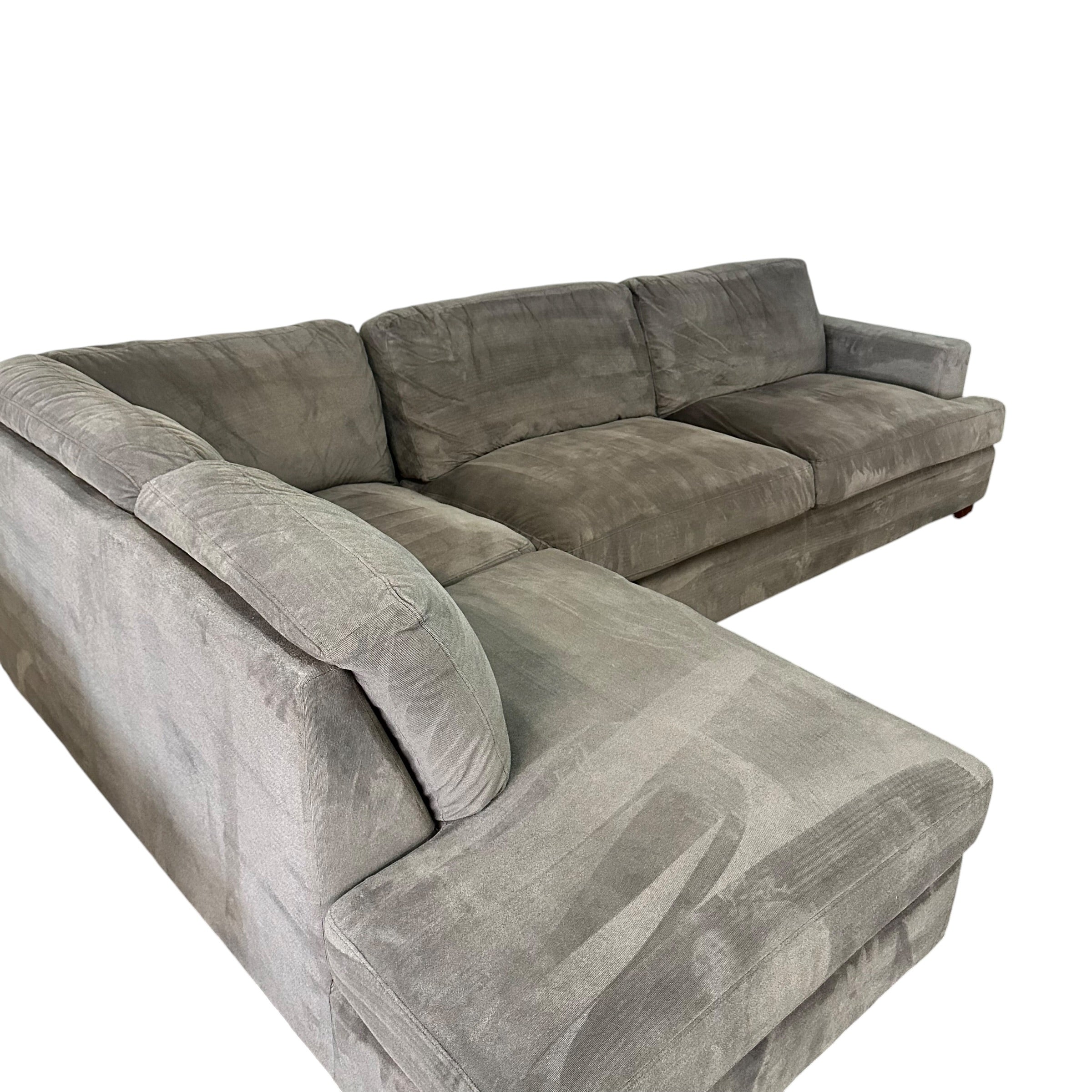 Sectional with Left Bumper Chaise in Gray