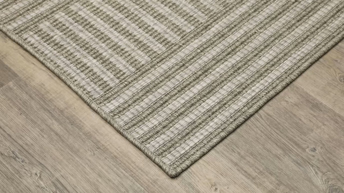 Oriental Weavers Tortuga TR02A Beige/Black Area Rug