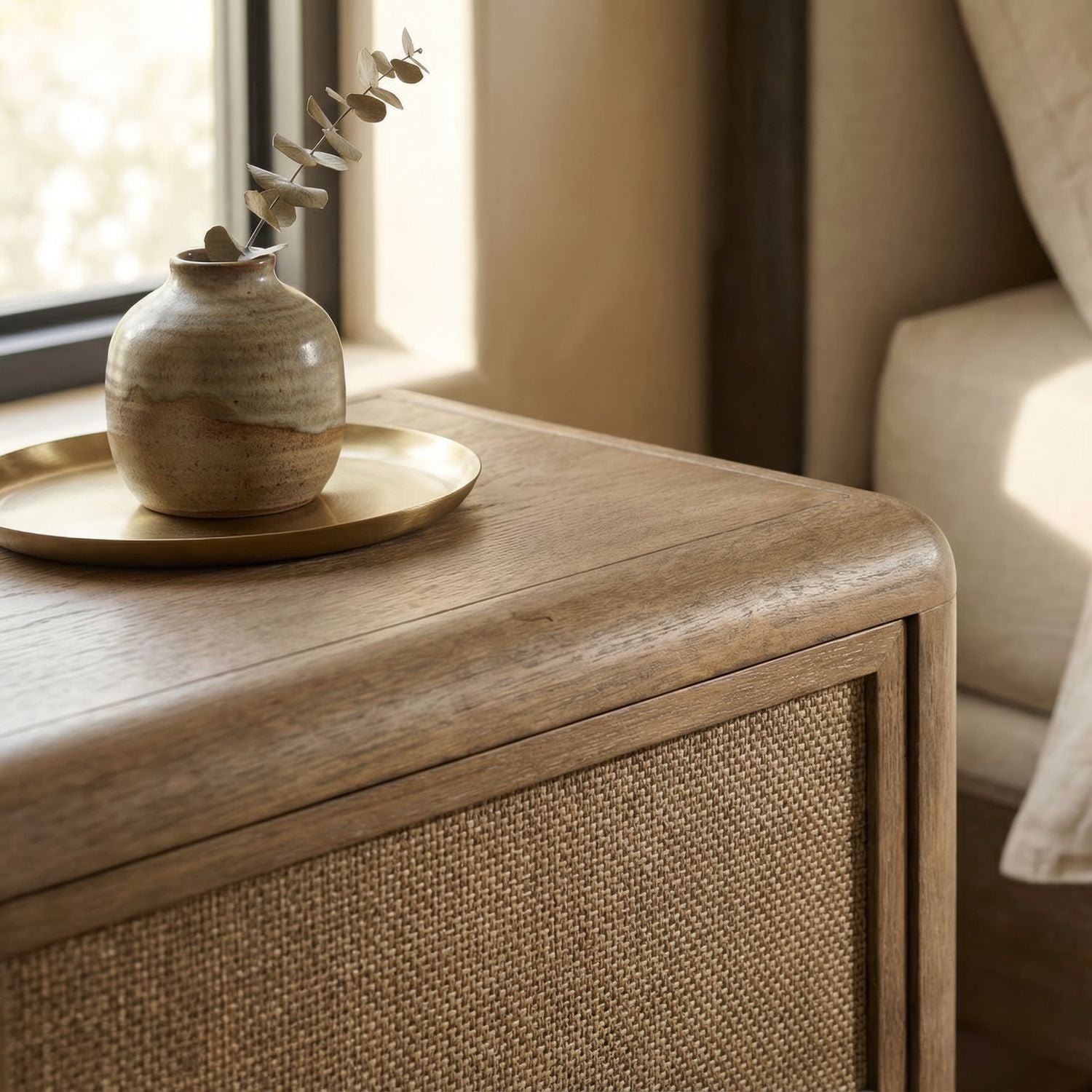 1 Drawer Nightstand w/ Charging Station