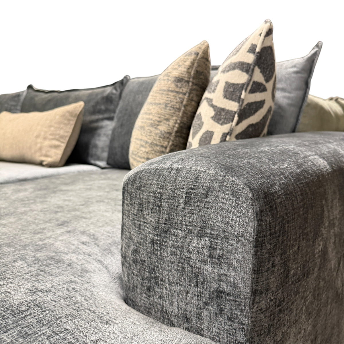Wicker Sectional with RAF Chaise in Scarborough Steel